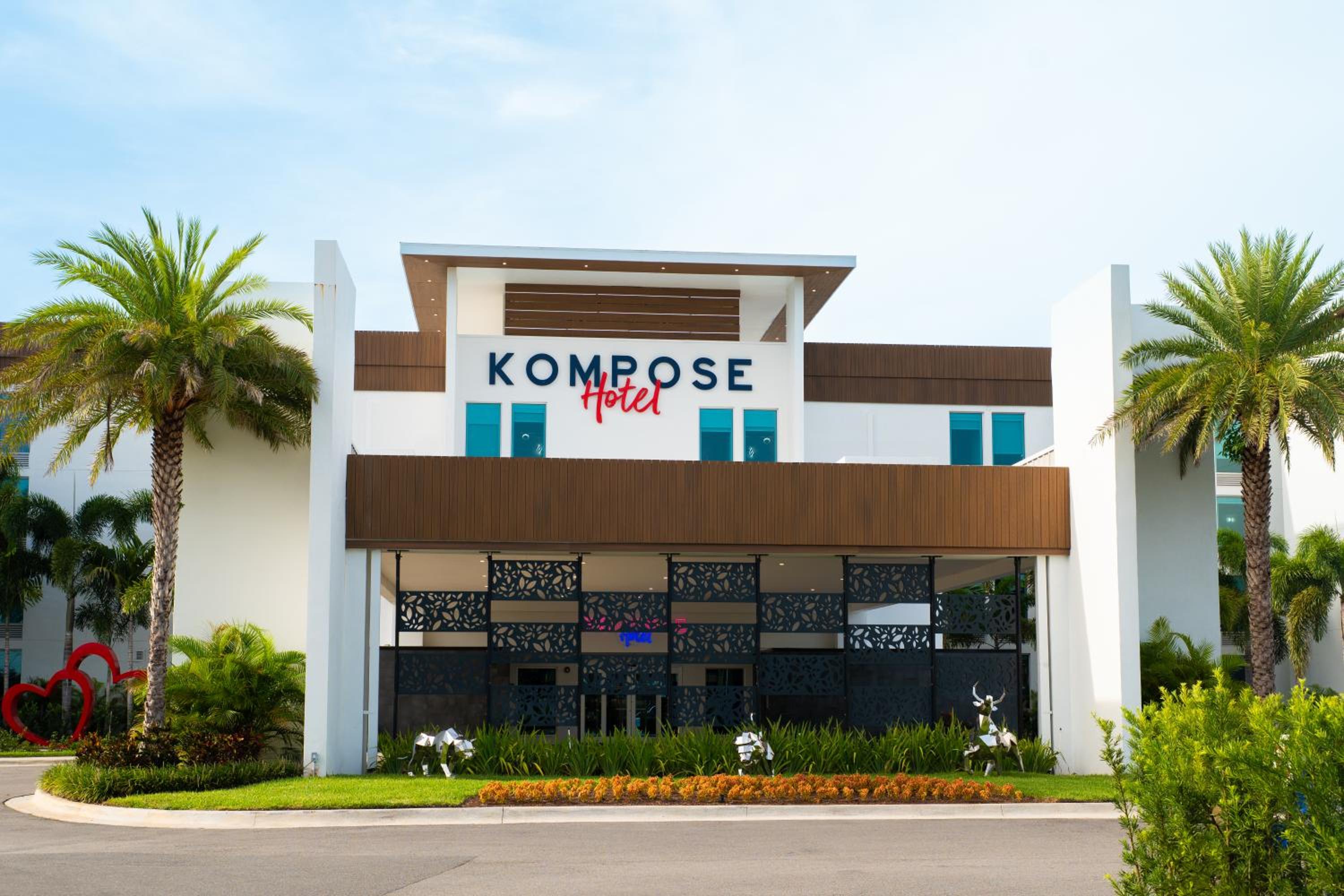 Kompose Boutique Resort @ Theme Parks