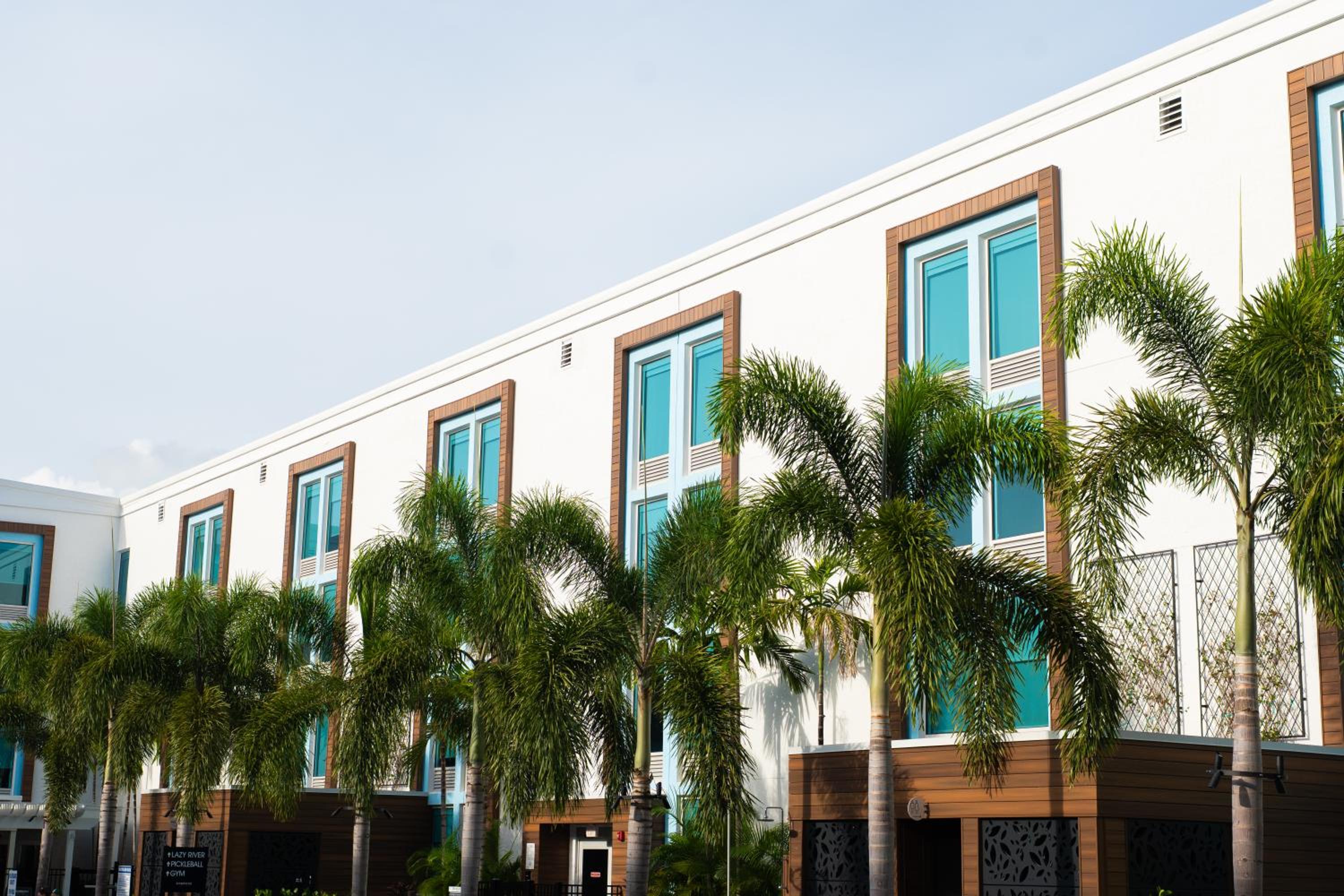 Kompose Boutique Resort @ Theme Parks