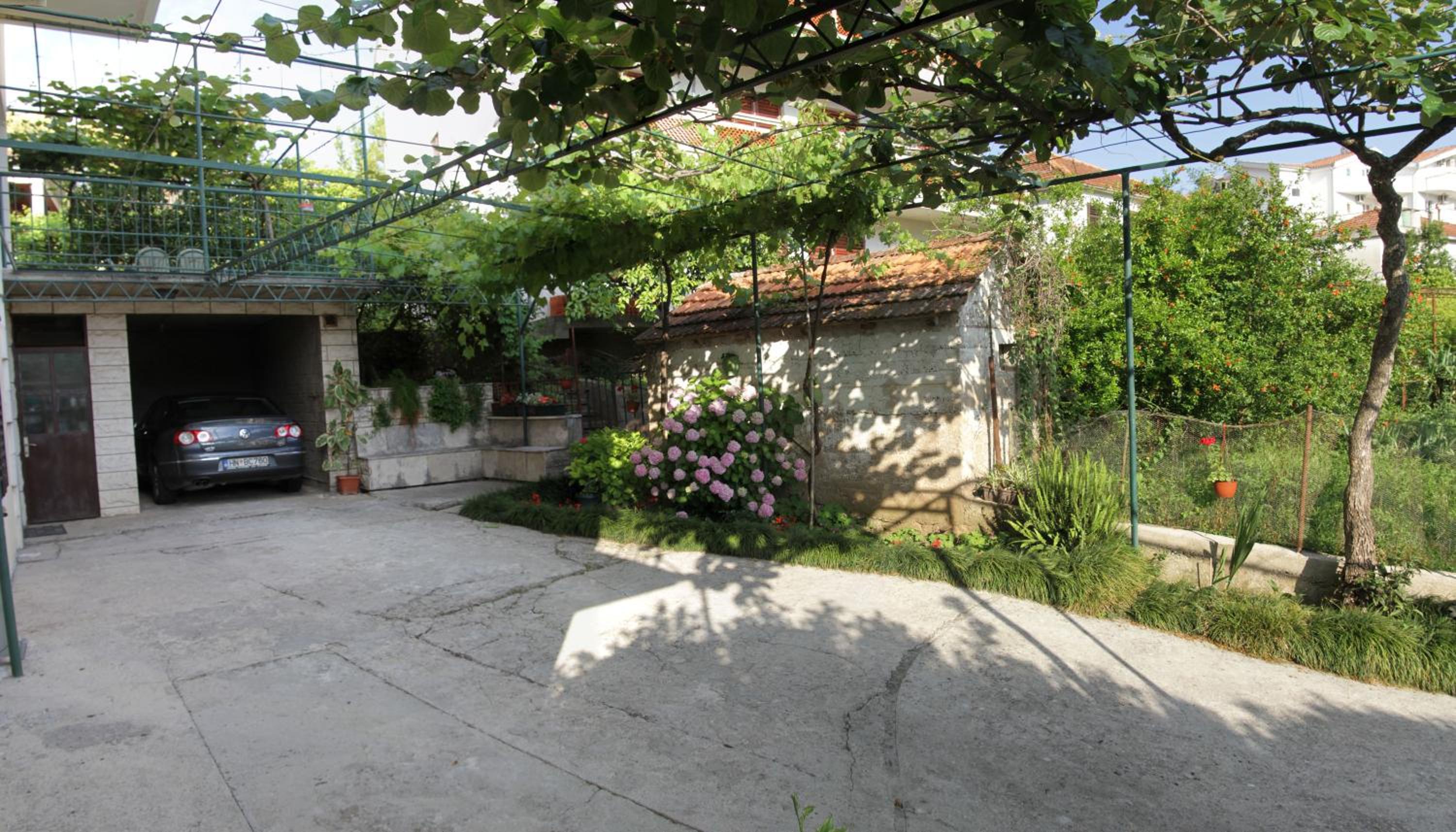 Photo 43