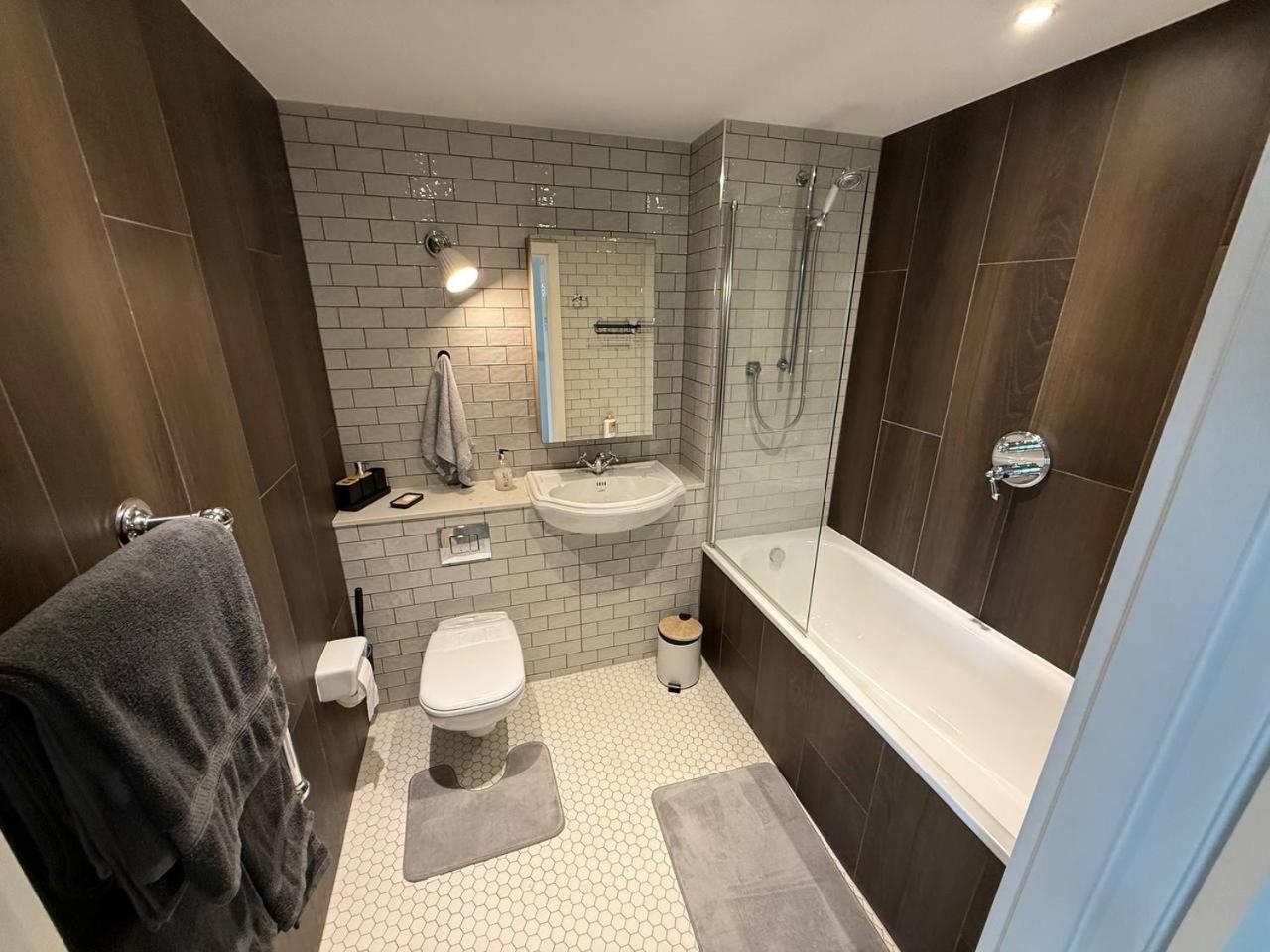 Wembley Stadium Modern 1 Bed Apartment With Amazing Views
