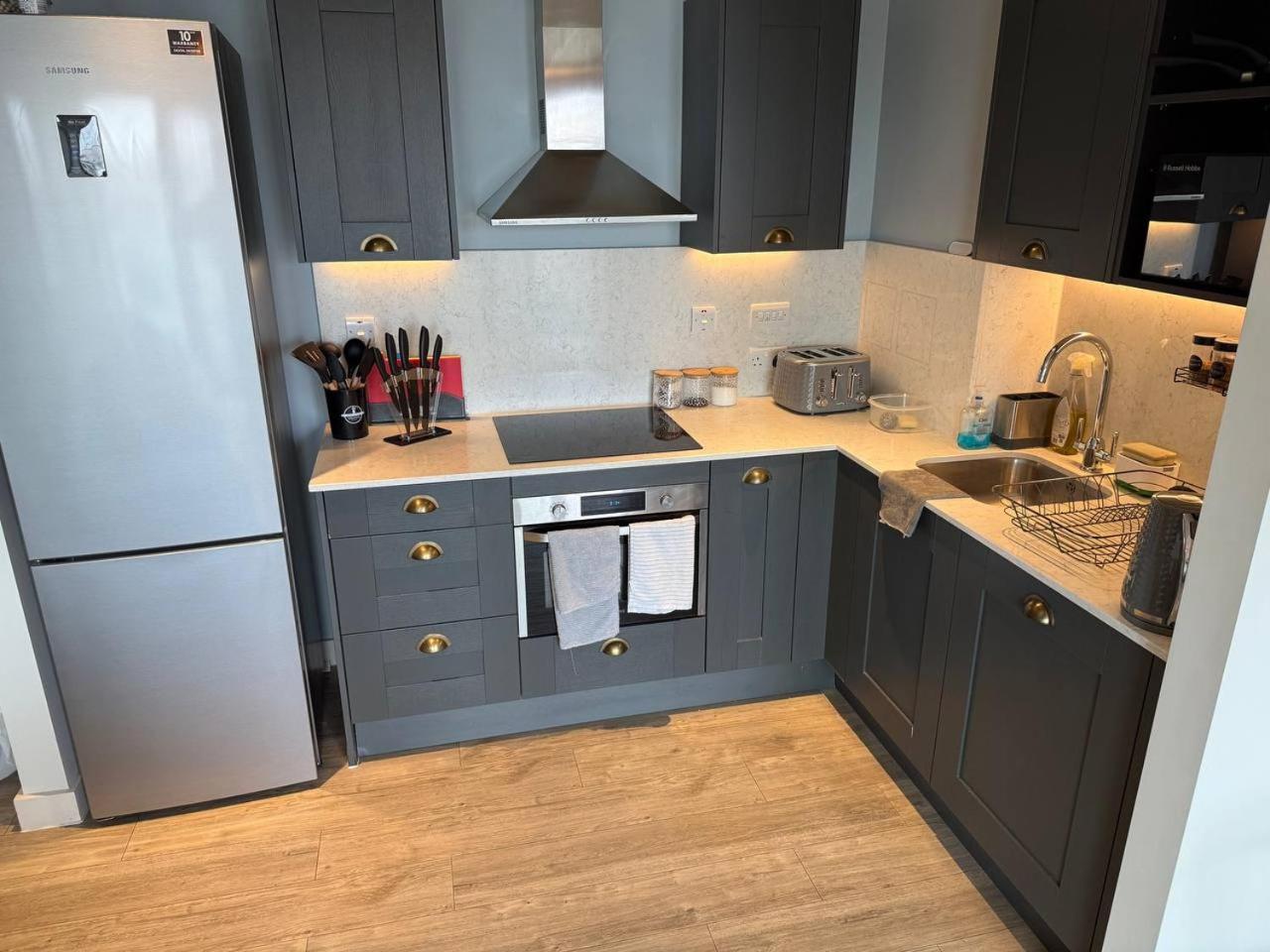 Wembley Stadium Modern 1 Bed Apartment With Amazing Views