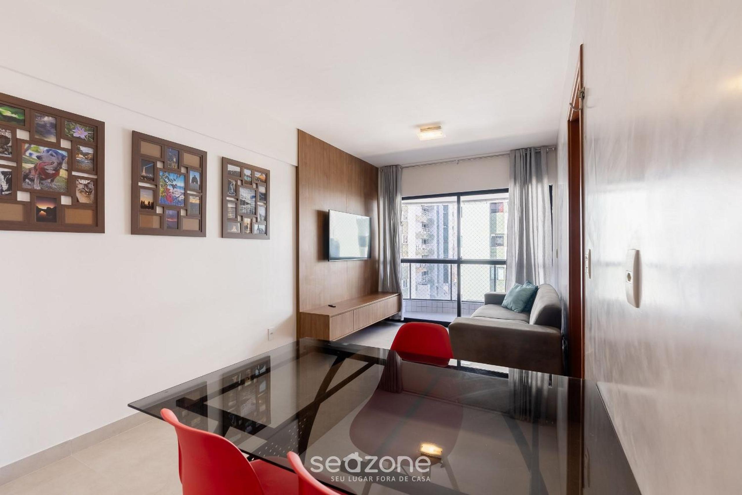 Apt w/ balcony 500m from the beach - EII0304