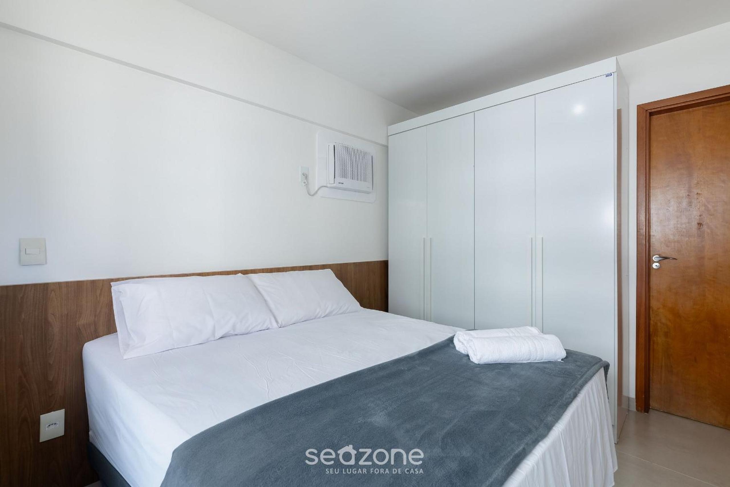 Apt w/ balcony 500m from the beach - EII0304