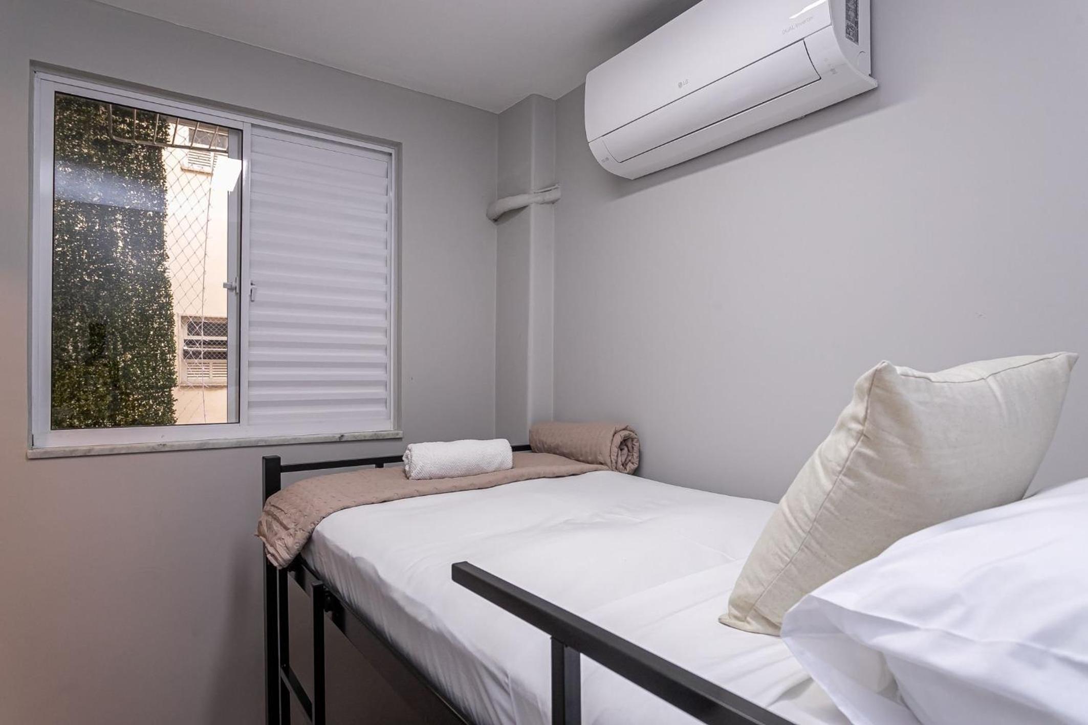 Apartment with Hot Tub, 2 Bedrooms Near the Beach