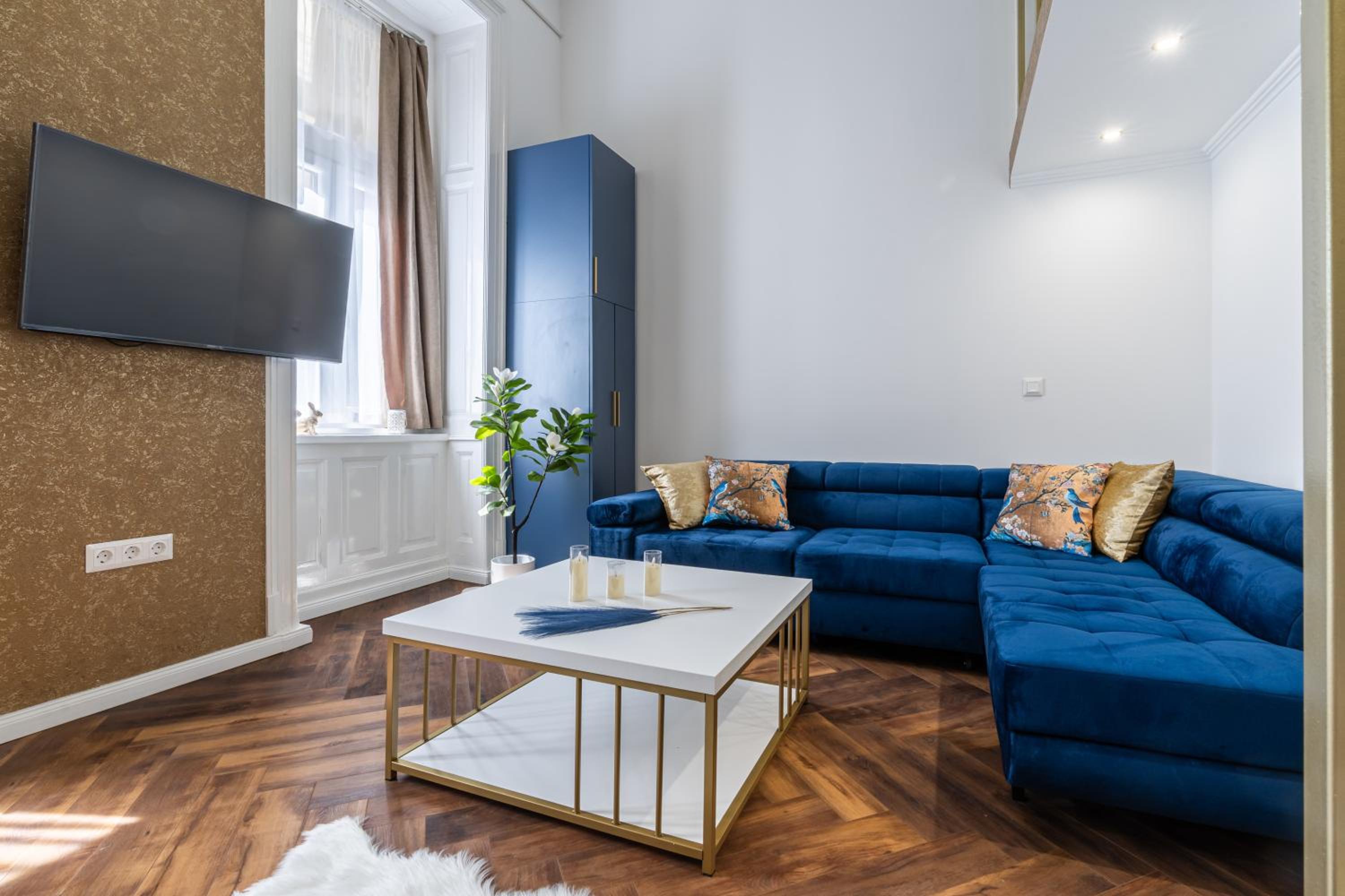 Csarnok Apartment