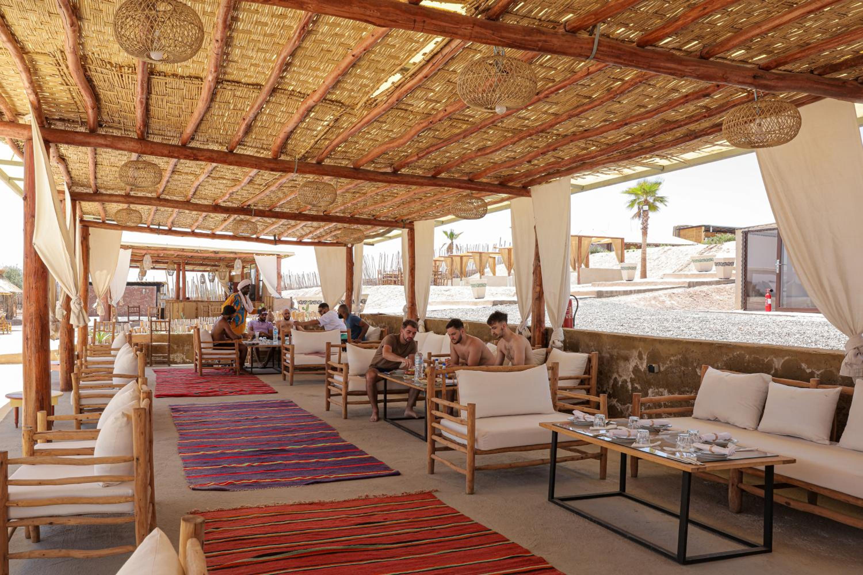 Agafay Luxury desert Camp - Glamping Experience