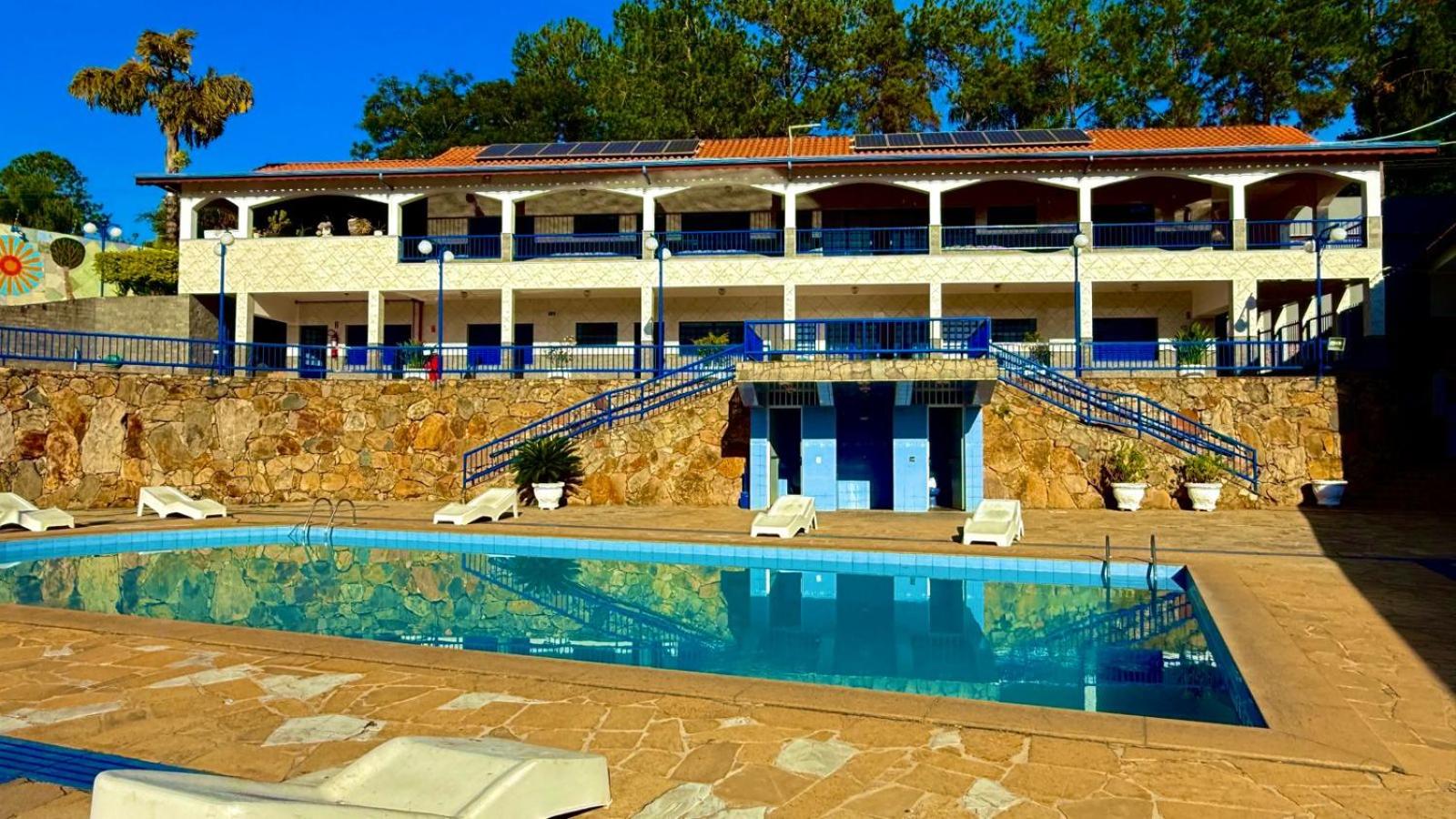 Casa de Temporada na Nova Aliança Completa, com Piscina e Lazer para 8 Pessoas