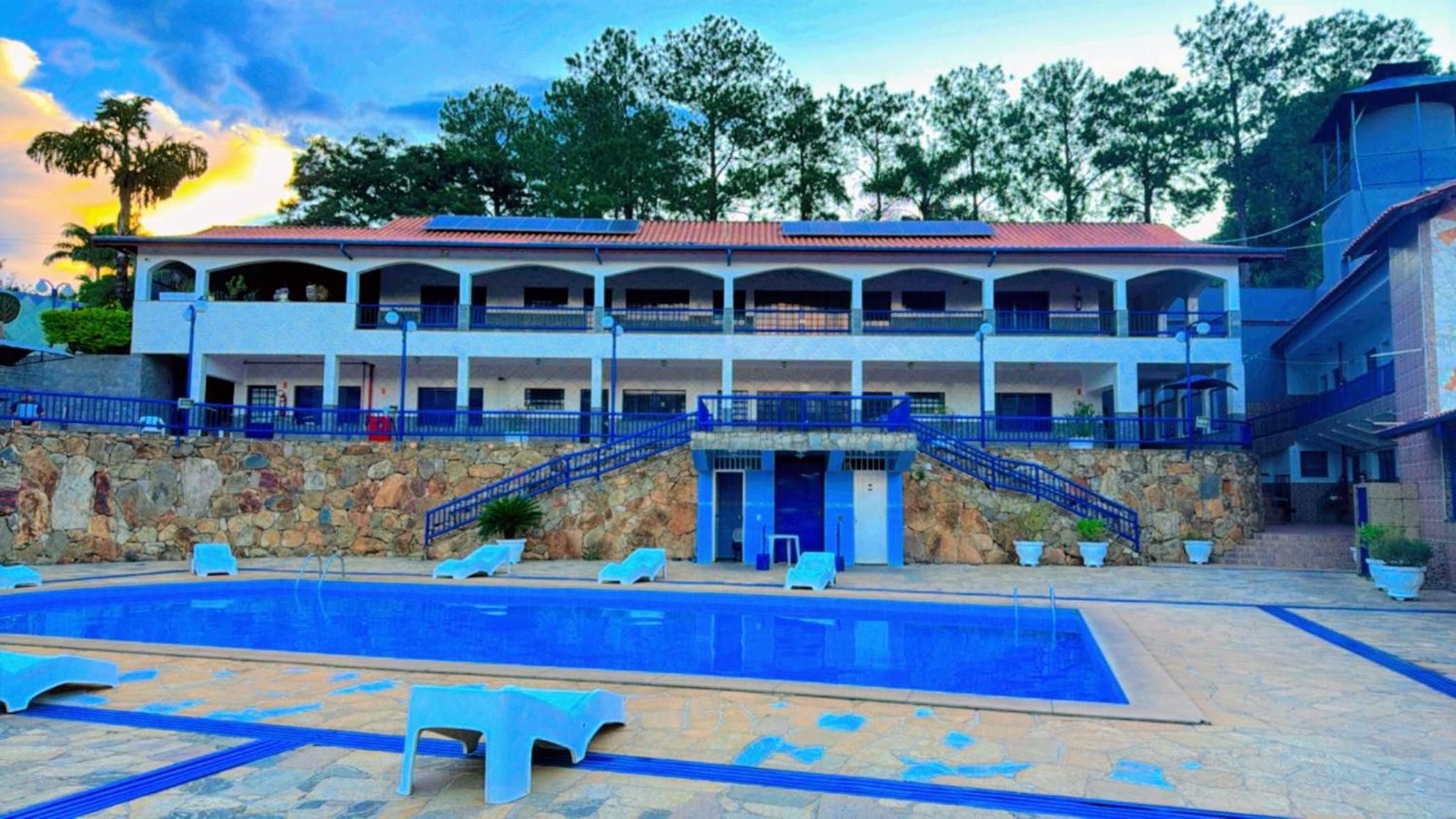 Casa de Temporada na Nova Aliança Completa, com Piscina e Lazer para 8 Pessoas