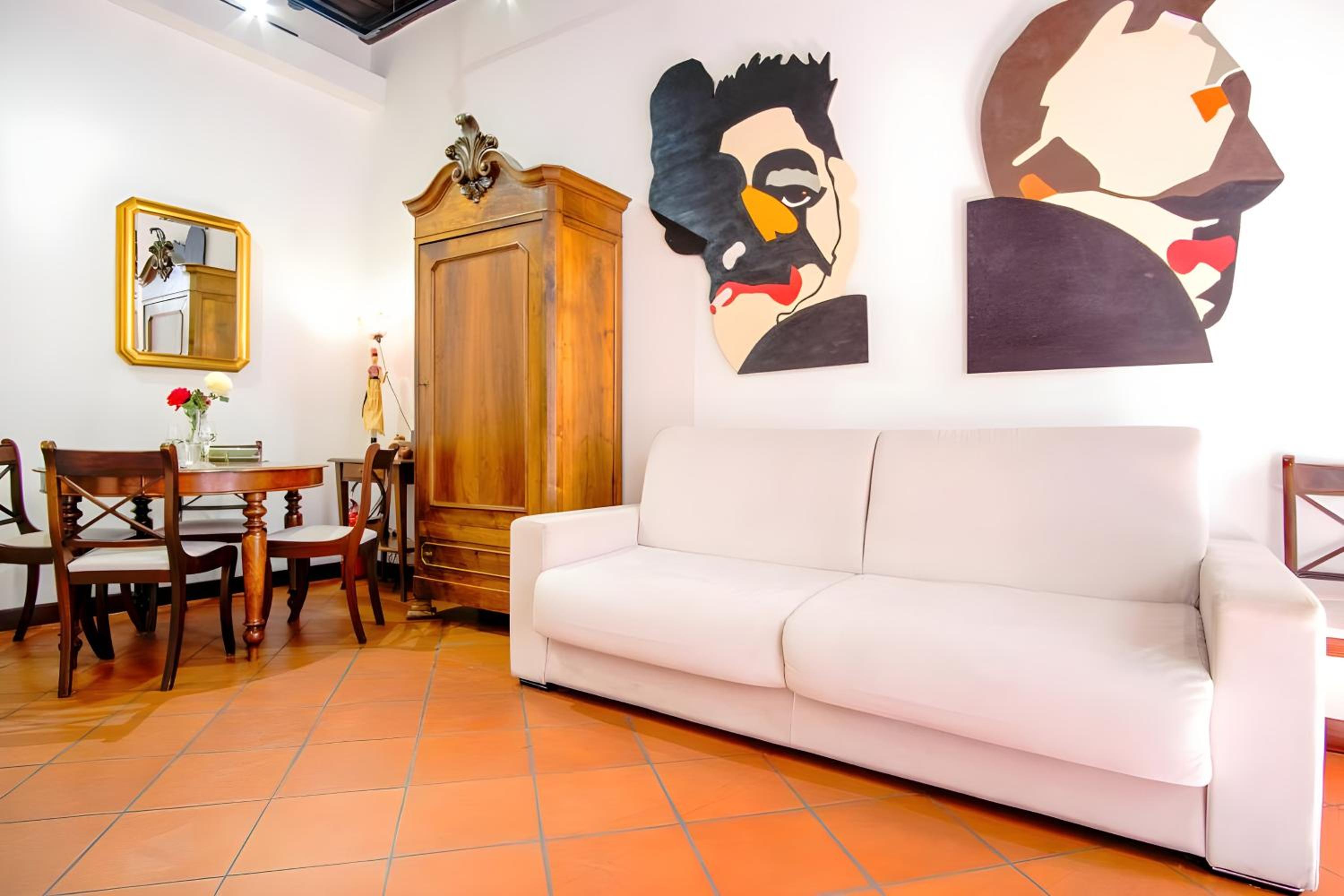 Elegantis Eat Pray and Love in Rome - Near Navona Square and Campo de' Fiori