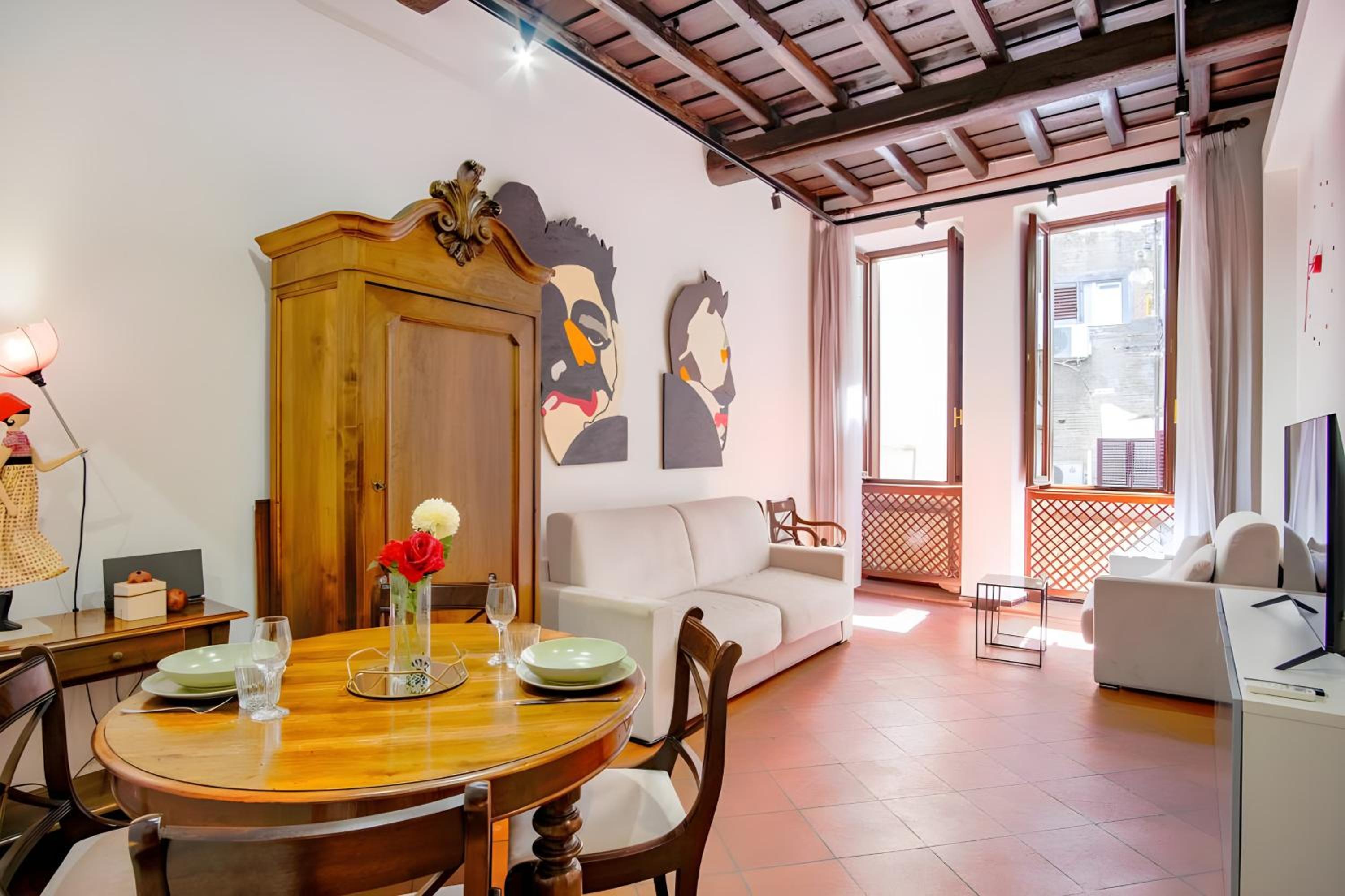 Elegantis Eat Pray and Love in Rome - Near Navona Square and Campo de' Fiori