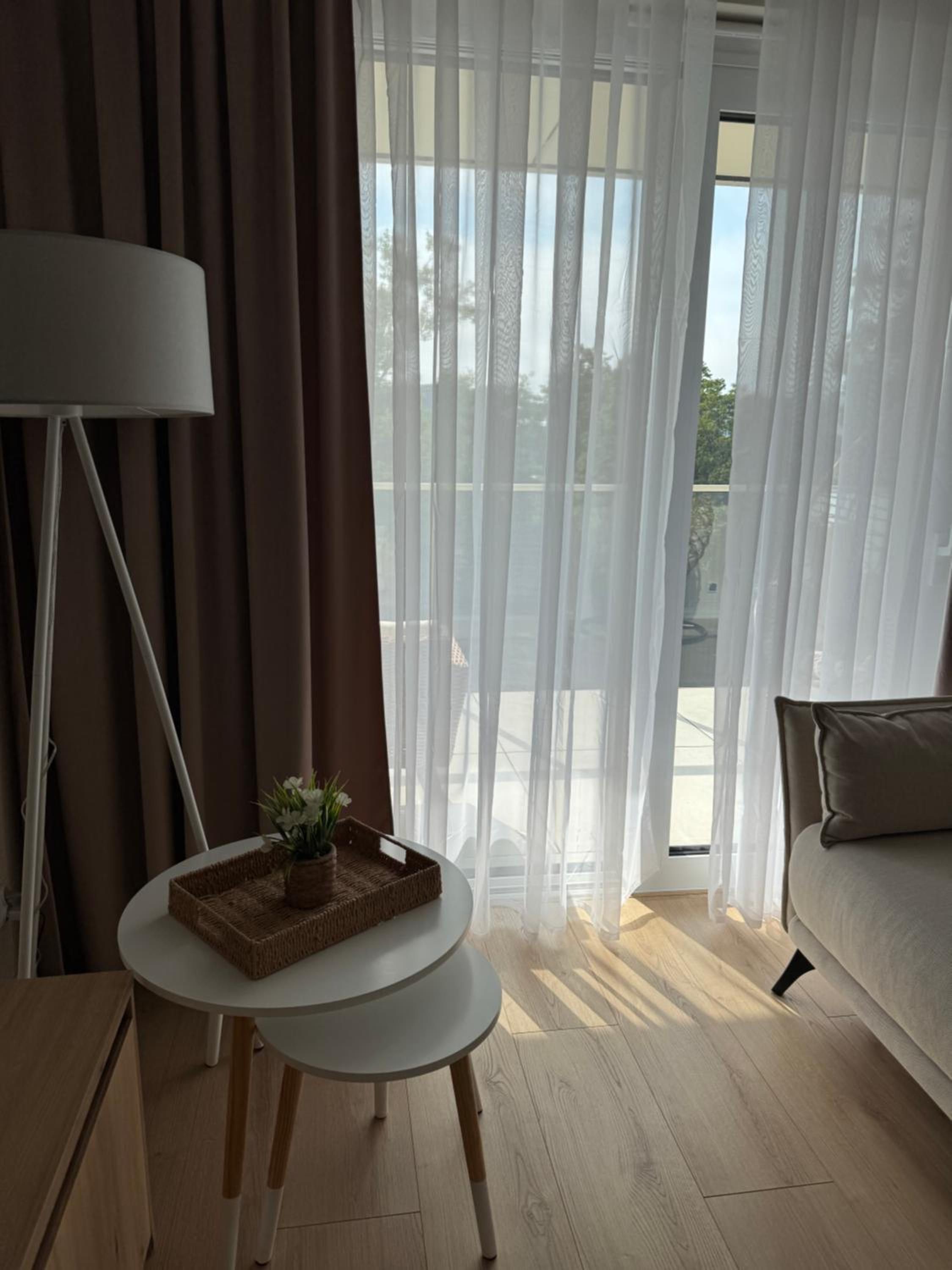 4SUMMER Golden Dune - Parking, przestronne mieszkanie 50m2, cały apartament do dyspozycji, duży taras z pięknym zachodem słońca Parkplatz, geräumige Wohnun