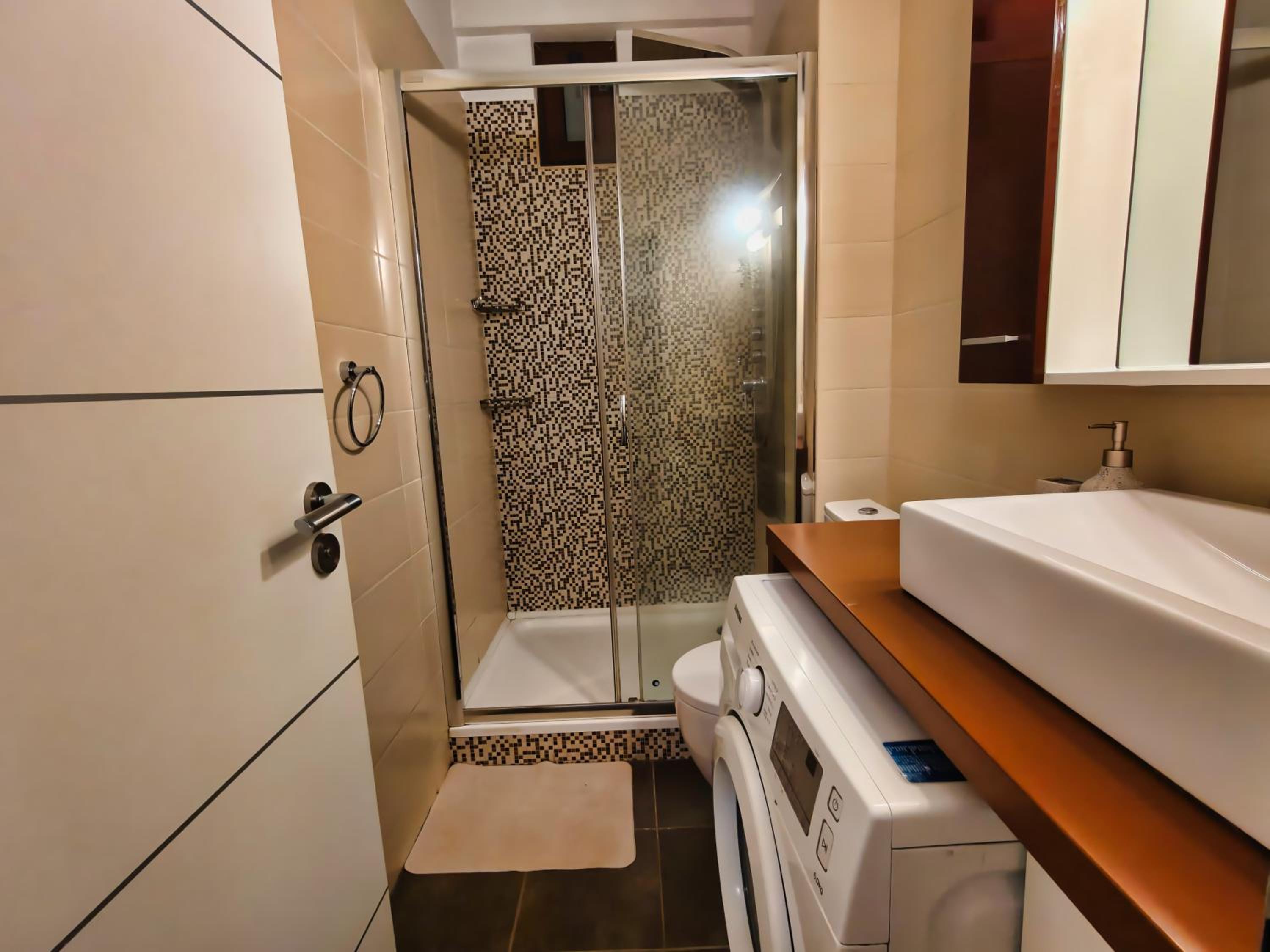 Parliament View Studio City Center - Pumo Properties