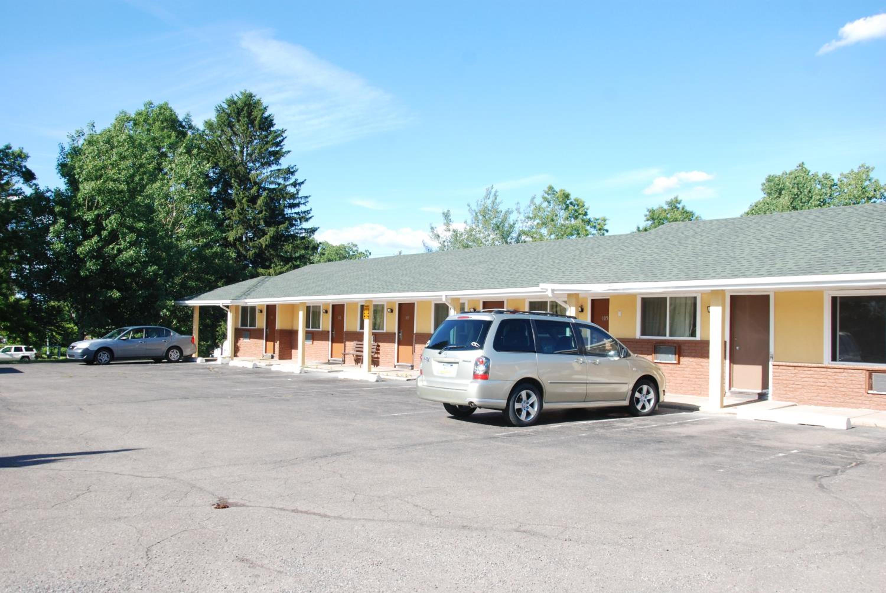 Mount Laurel Motel view 5