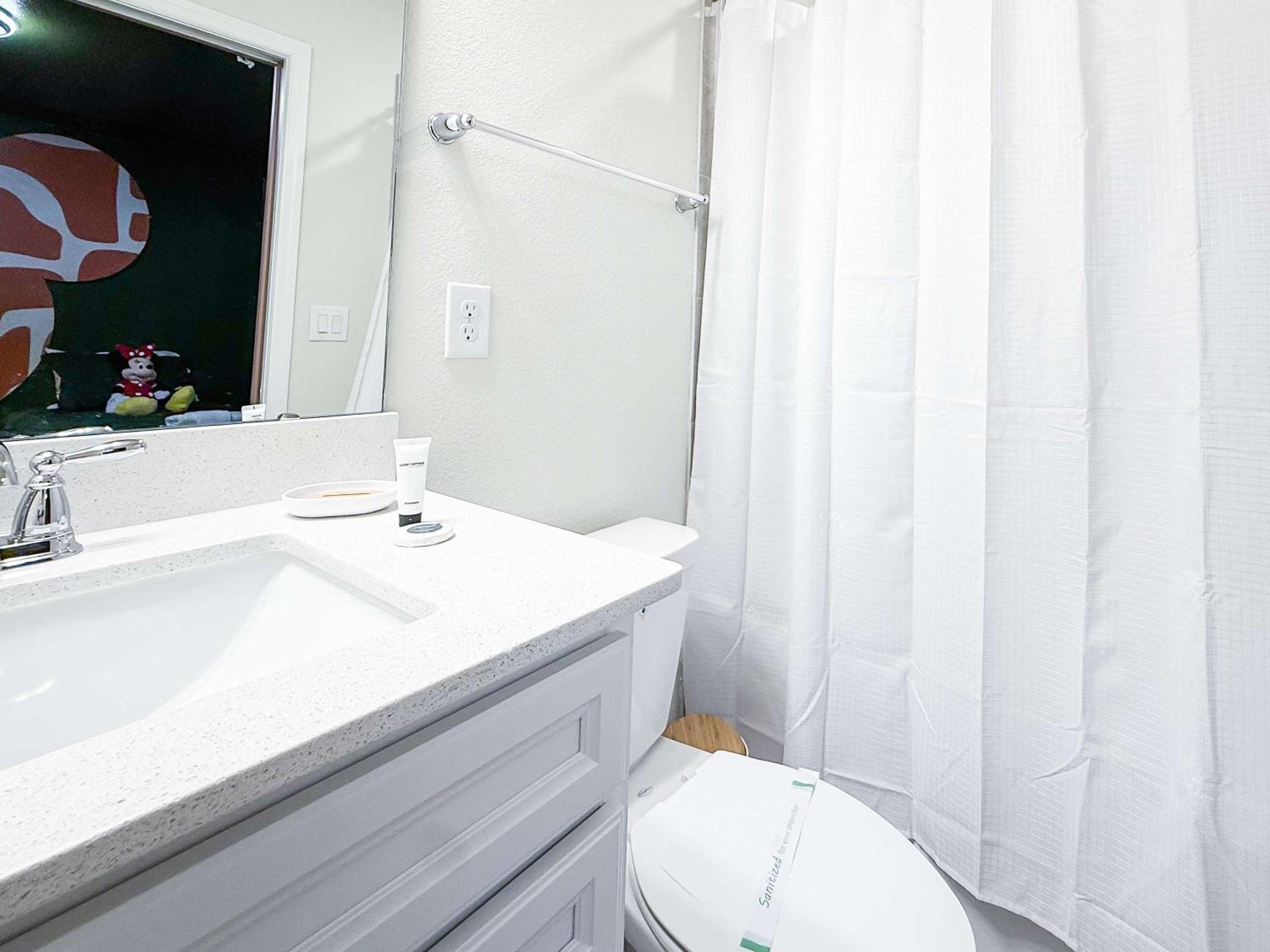 Themed Luxury 5BR Best Family Getaway