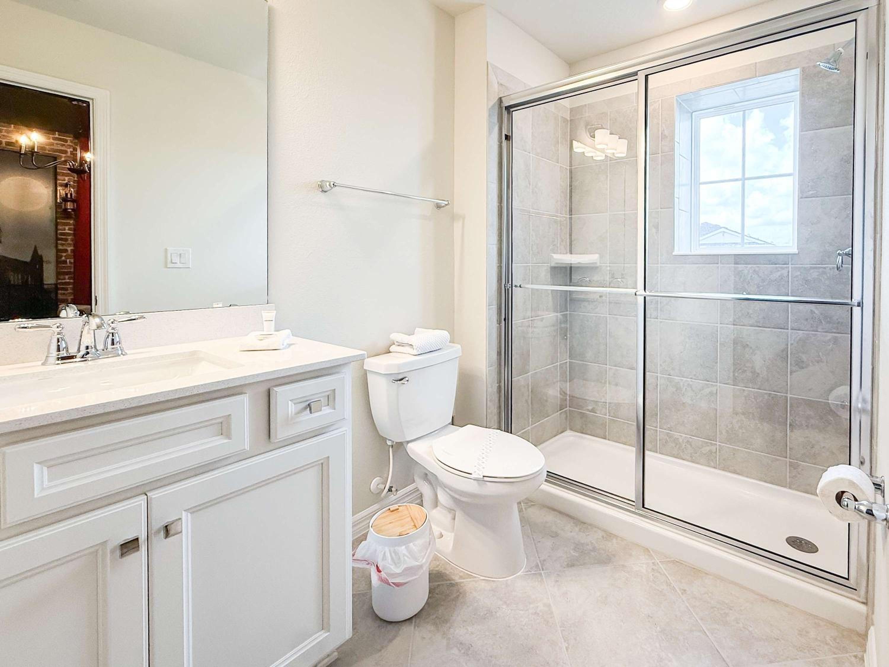 Themed Luxury 5BR Best Family Getaway