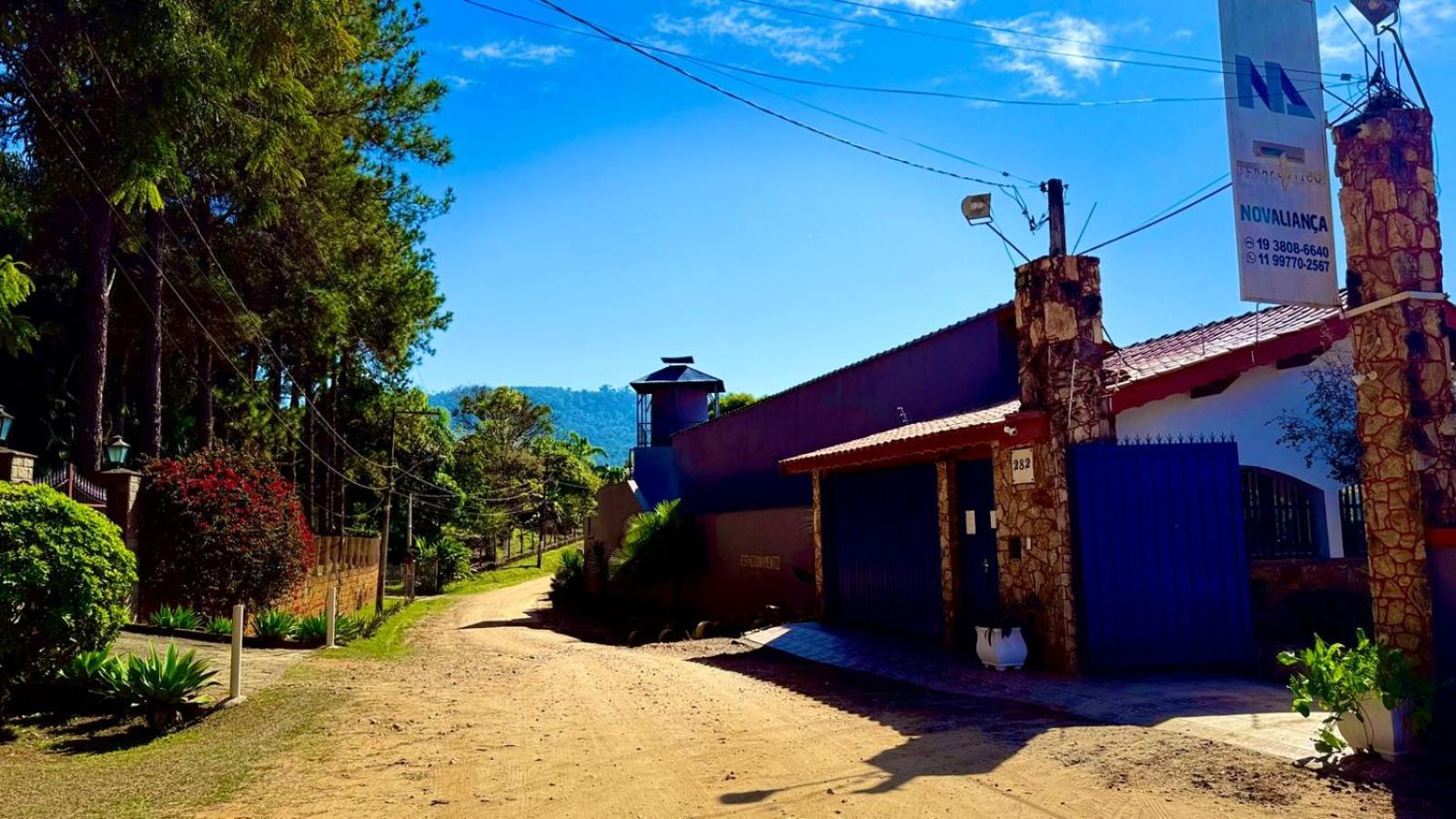 Casa de Temporada na Nova Aliança Completa, com Piscina e Lazer para 8 Pessoas