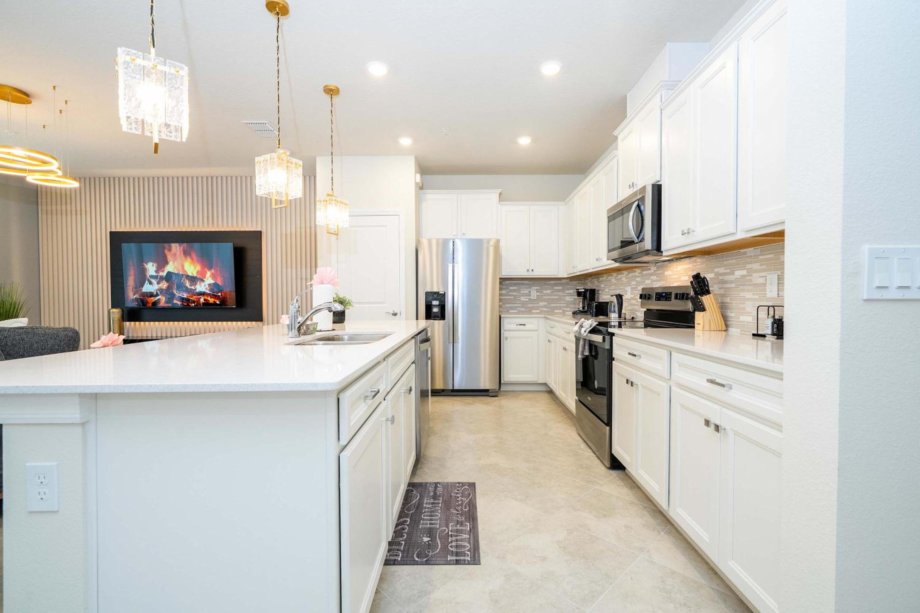 Magical 5BR w Pool Minutes from Disney 16161
