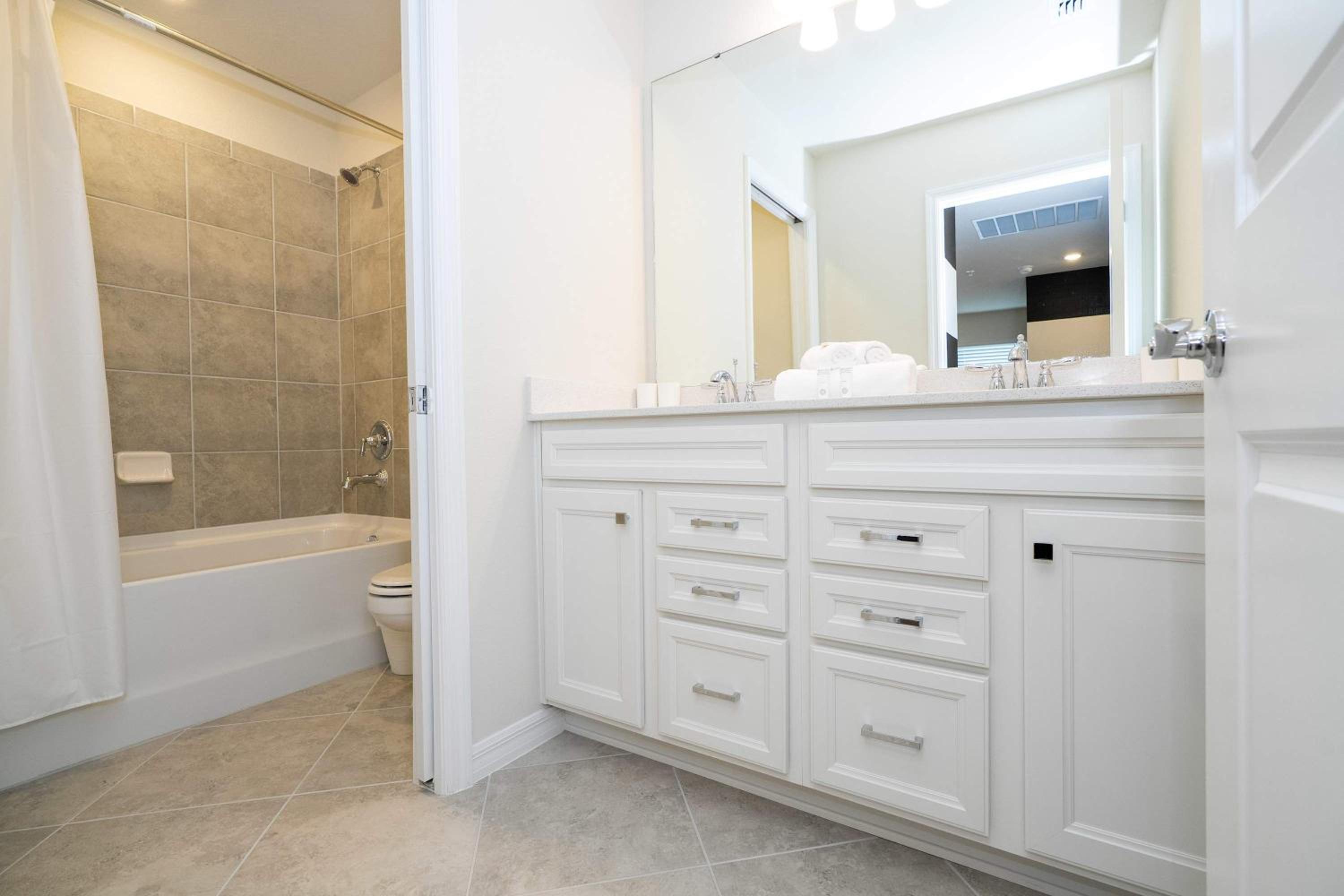 Magical 5BR w Pool Minutes from Disney 16161