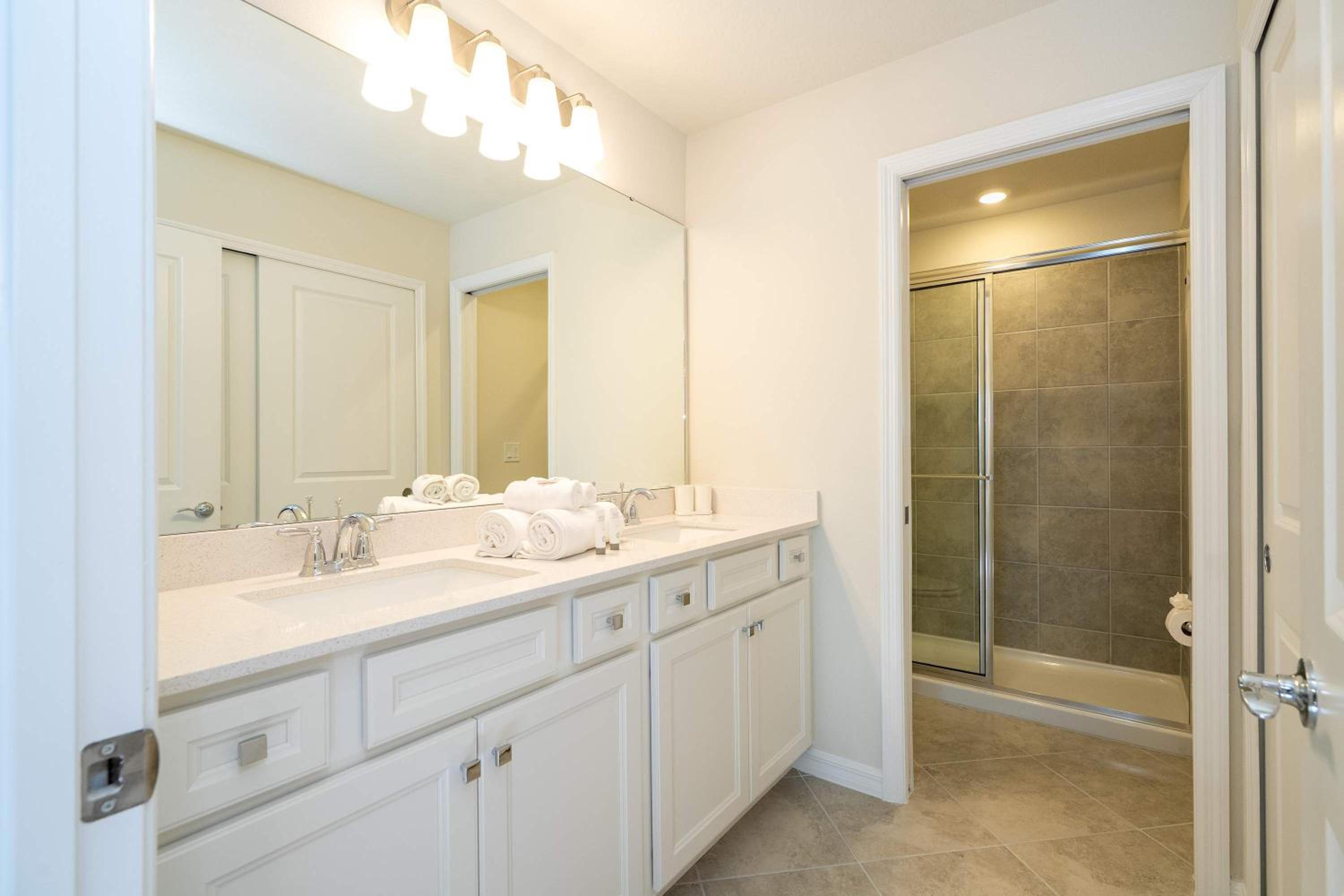 Magical 5BR w Pool Minutes from Disney 16161