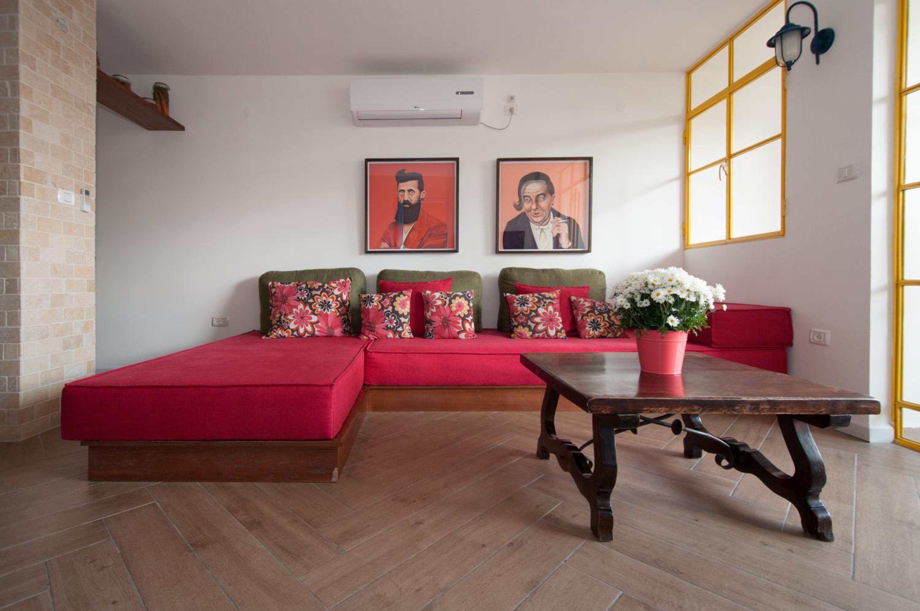 Golda Vacation Rentals