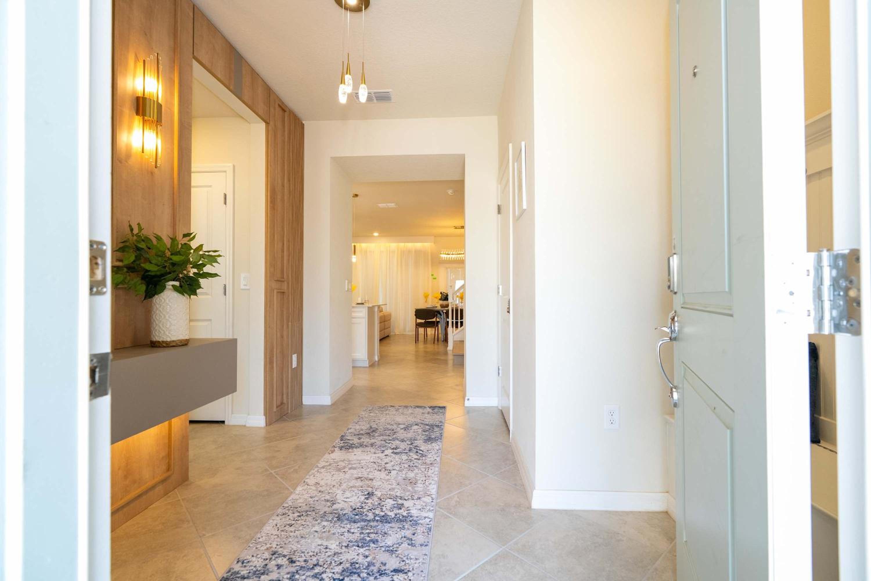 Family Friendly 5Bd near Disney Windsor Cay 16136