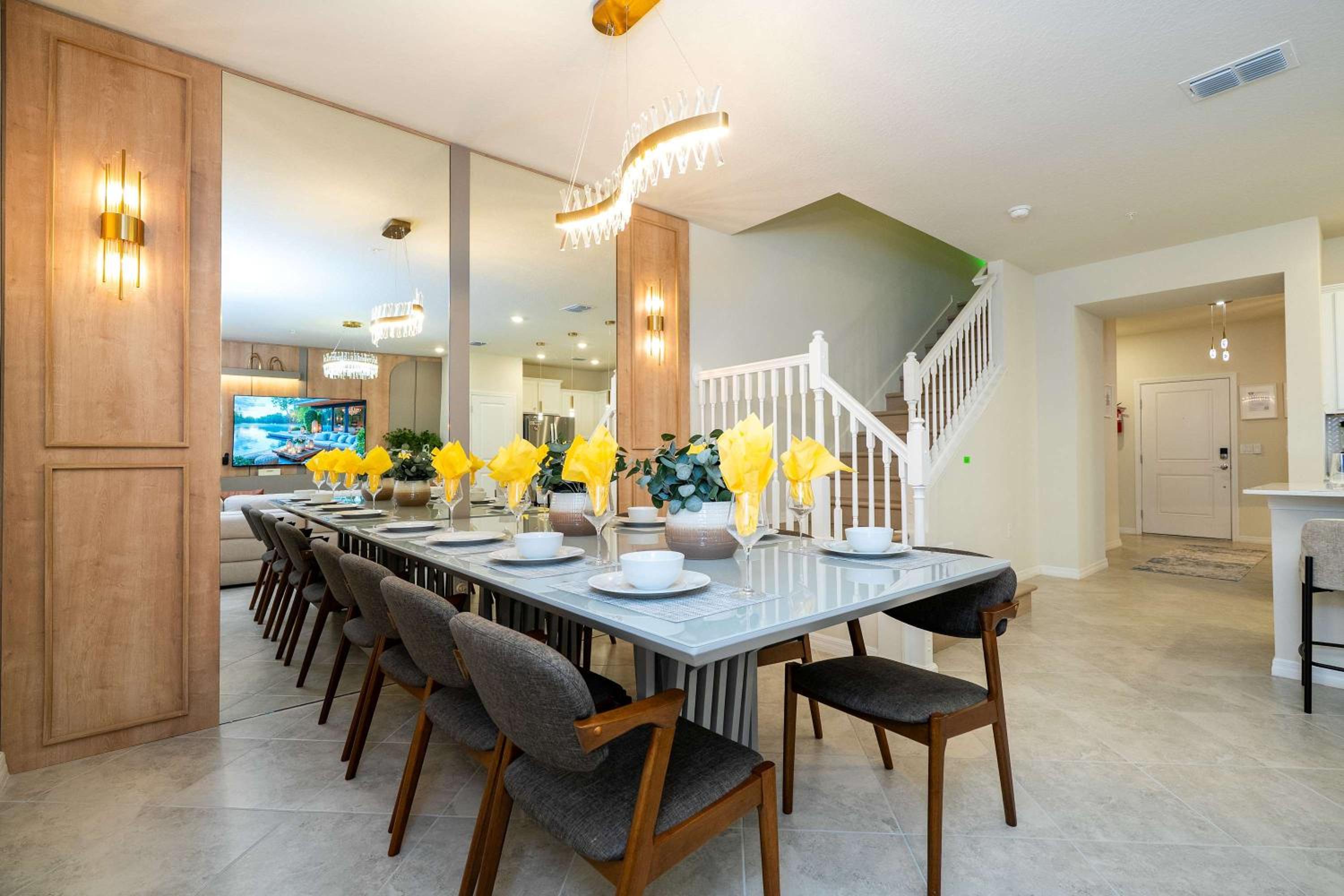 Family Friendly 5Bd near Disney Windsor Cay 16136