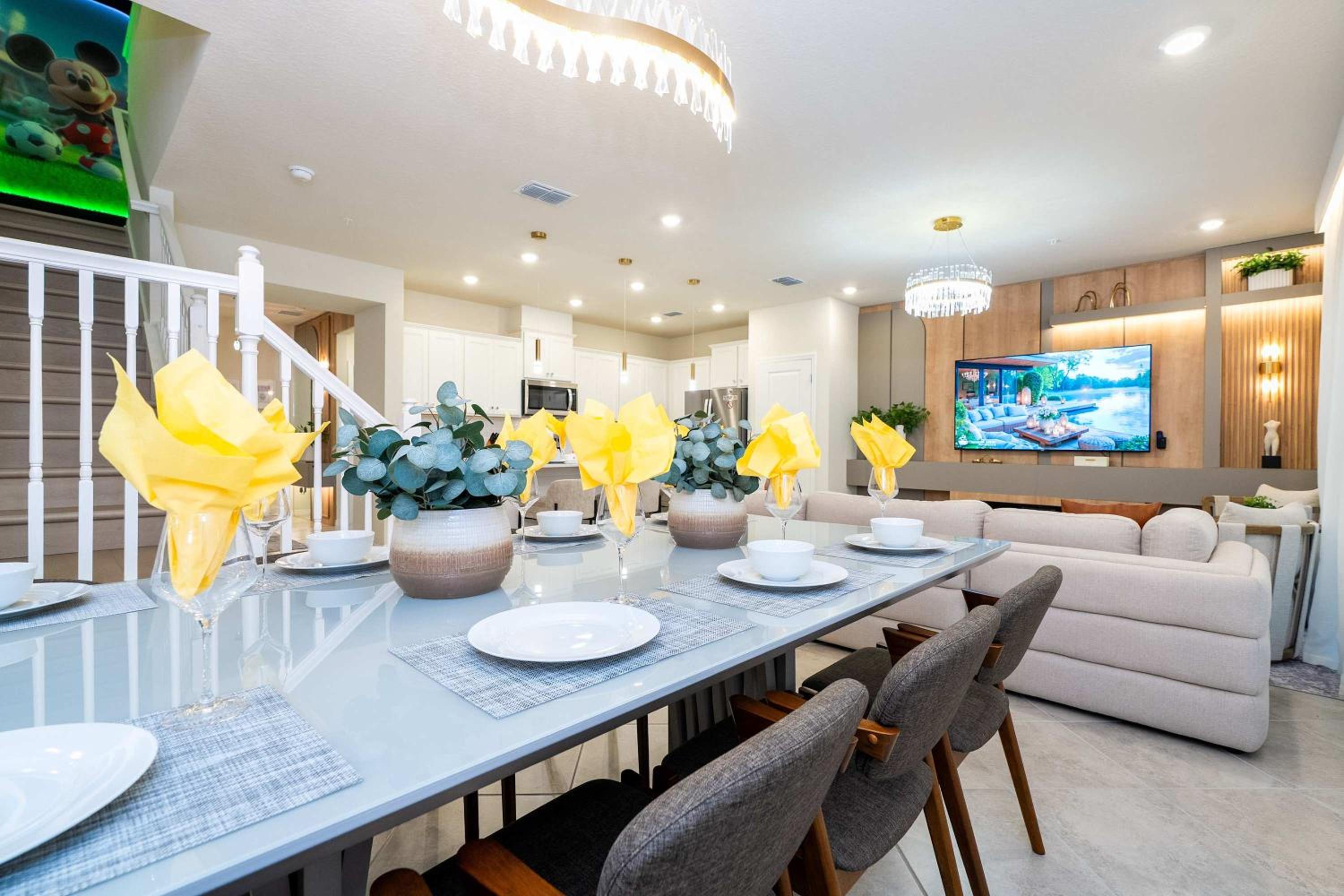 Family Friendly 5Bd near Disney Windsor Cay 16136