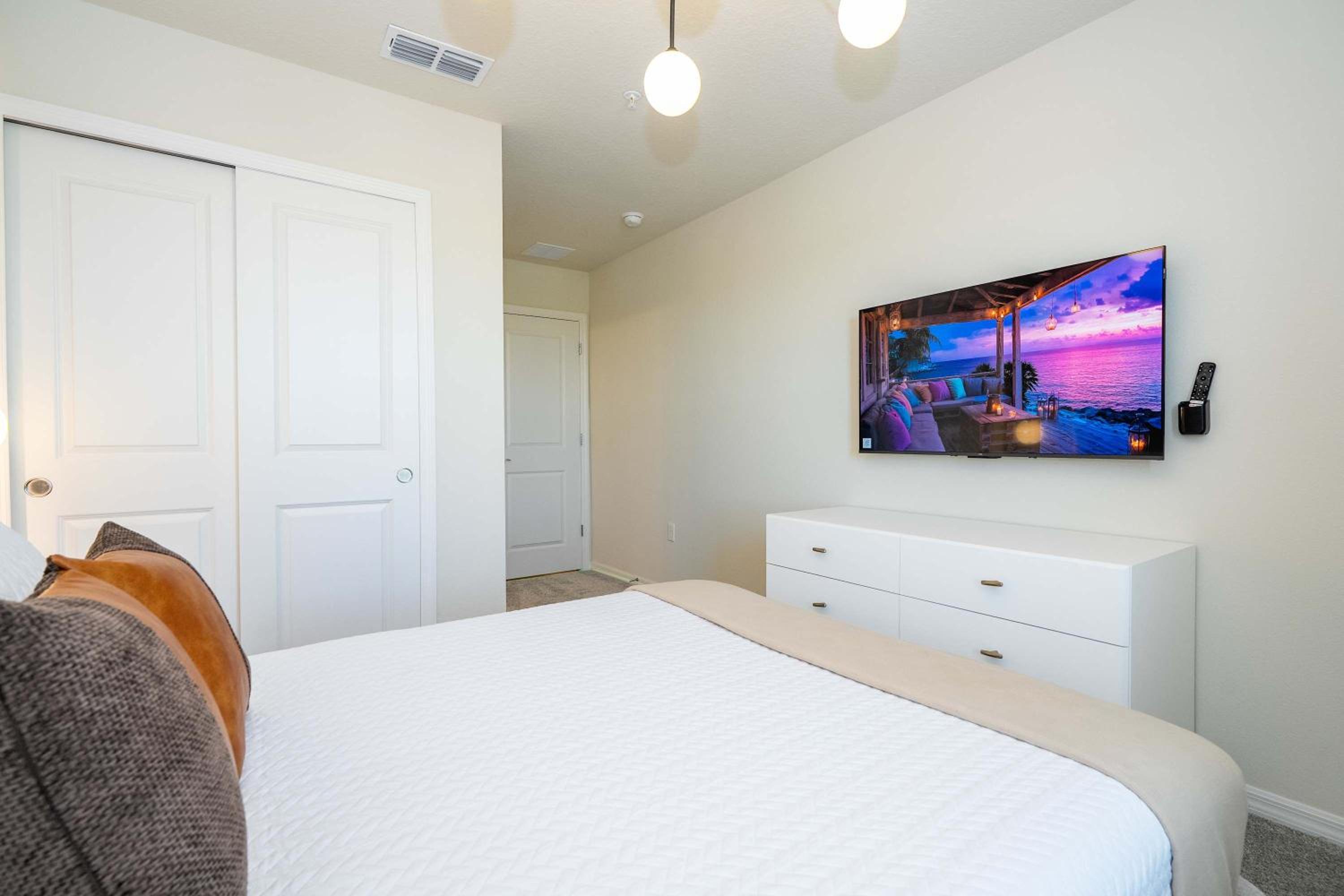 Family Friendly 5Bd near Disney Windsor Cay 16136