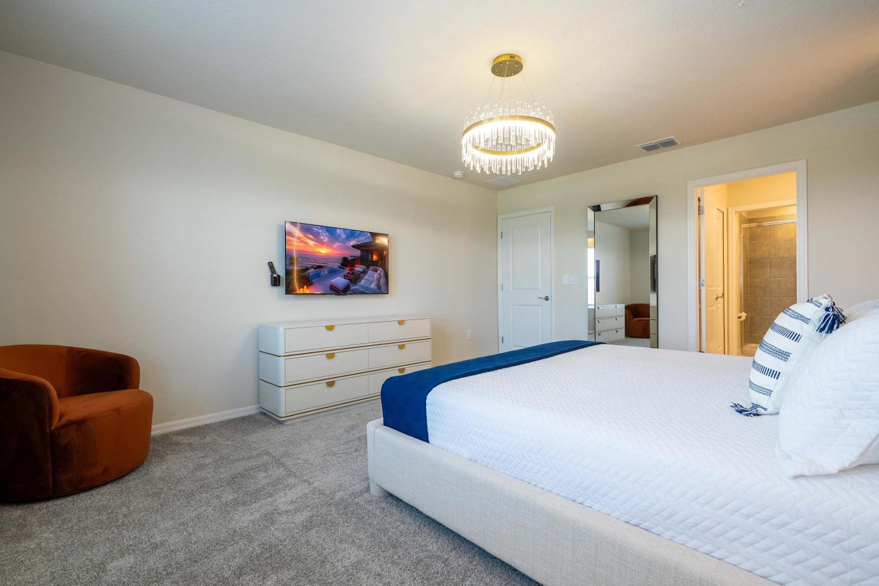 Family Friendly 5Bd near Disney Windsor Cay 16136