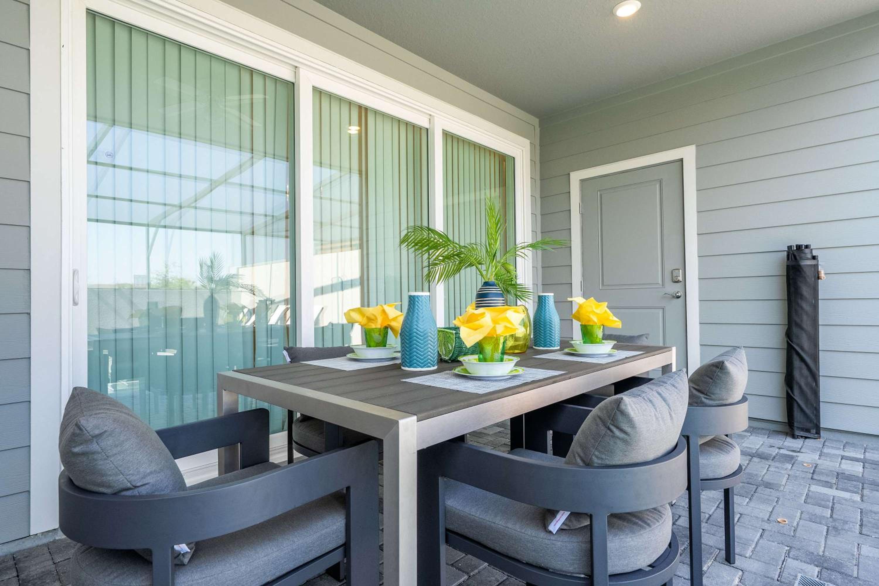 Family Friendly 5Bd near Disney Windsor Cay 16136