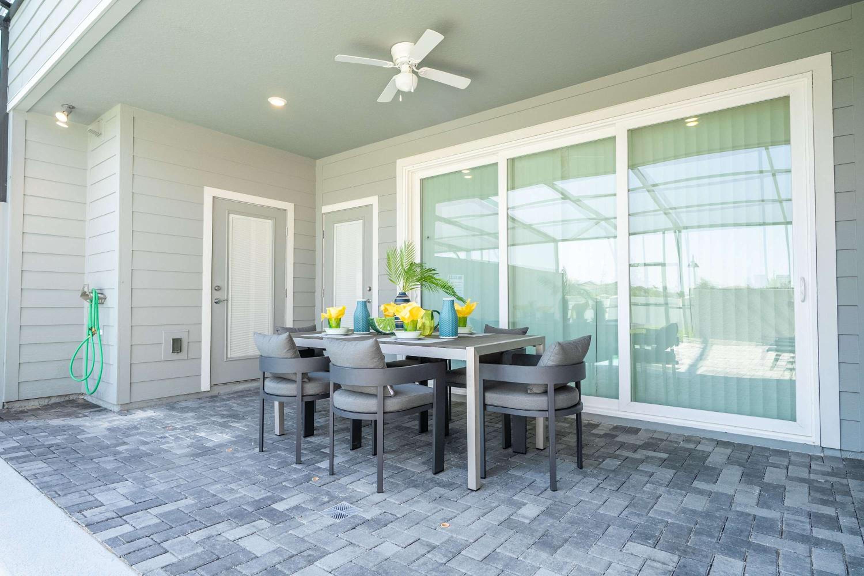 Family Friendly 5Bd near Disney Windsor Cay 16136