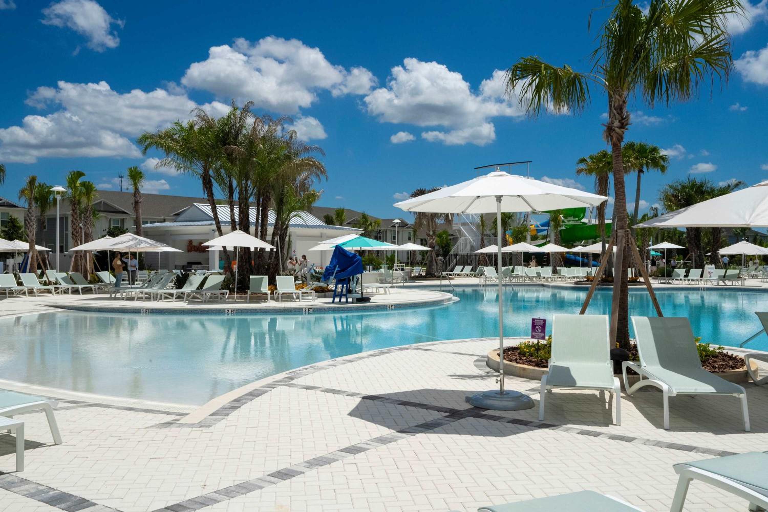 Family Friendly 5Bd near Disney Windsor Cay 16136