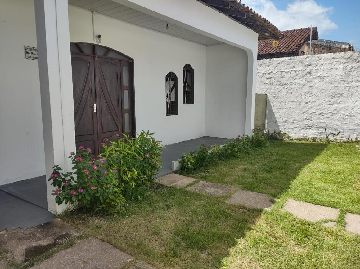 Espaço inteiro na Vila dos Cabanos com garagem