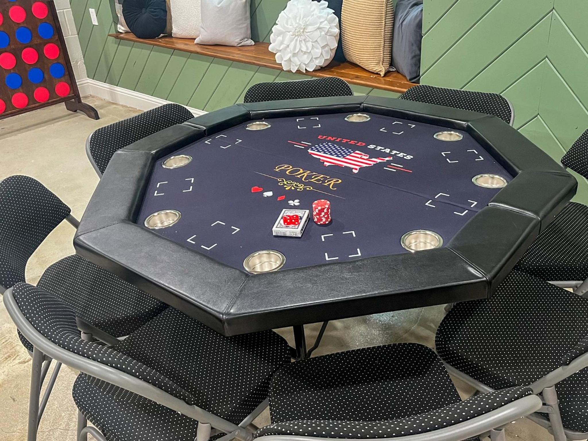 Yosemite Family Lodge I Sleeps 11 I Game Room