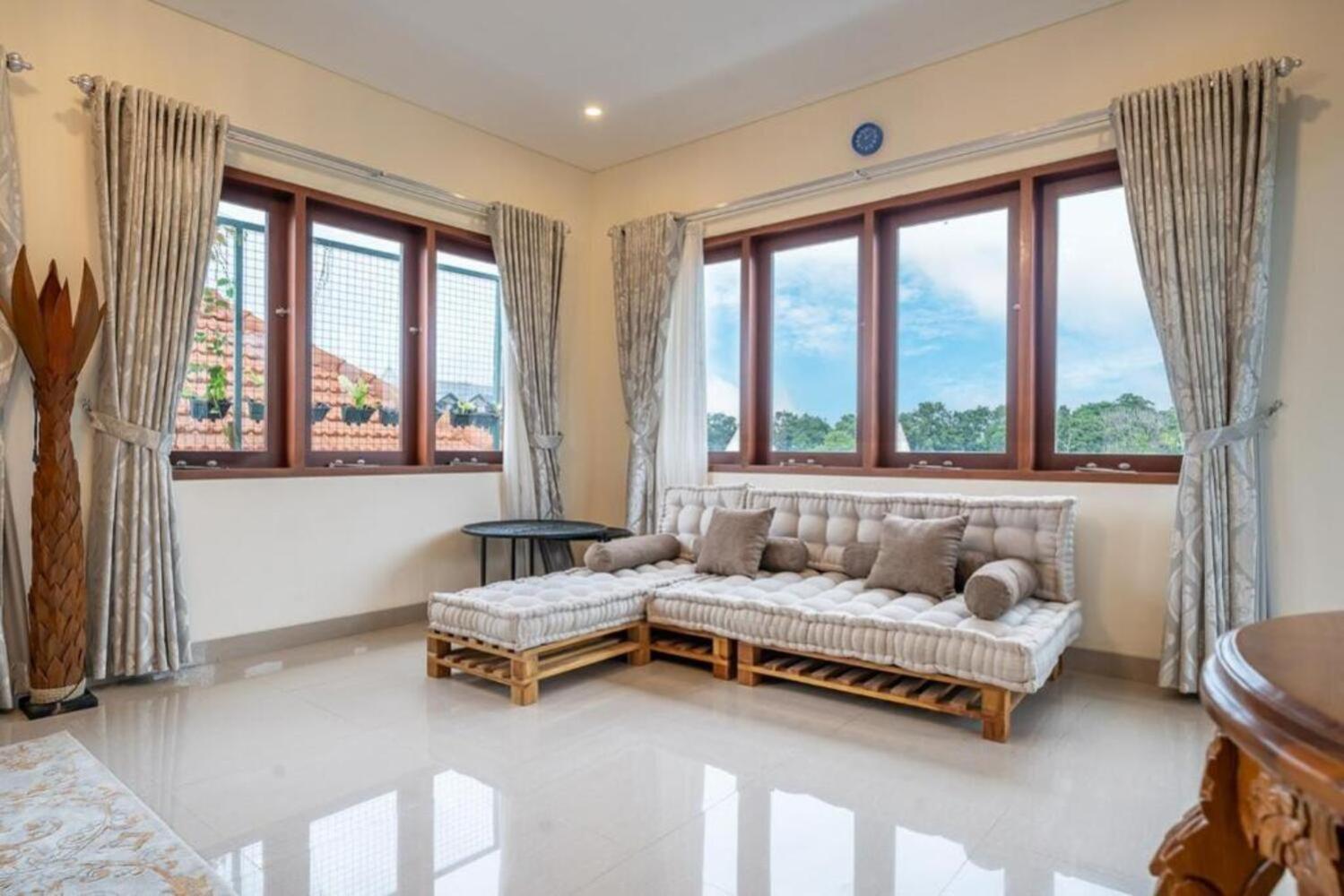 Modern 5BR Luxury Villa with Pool & Rooftop - 100m from Sanur Beach