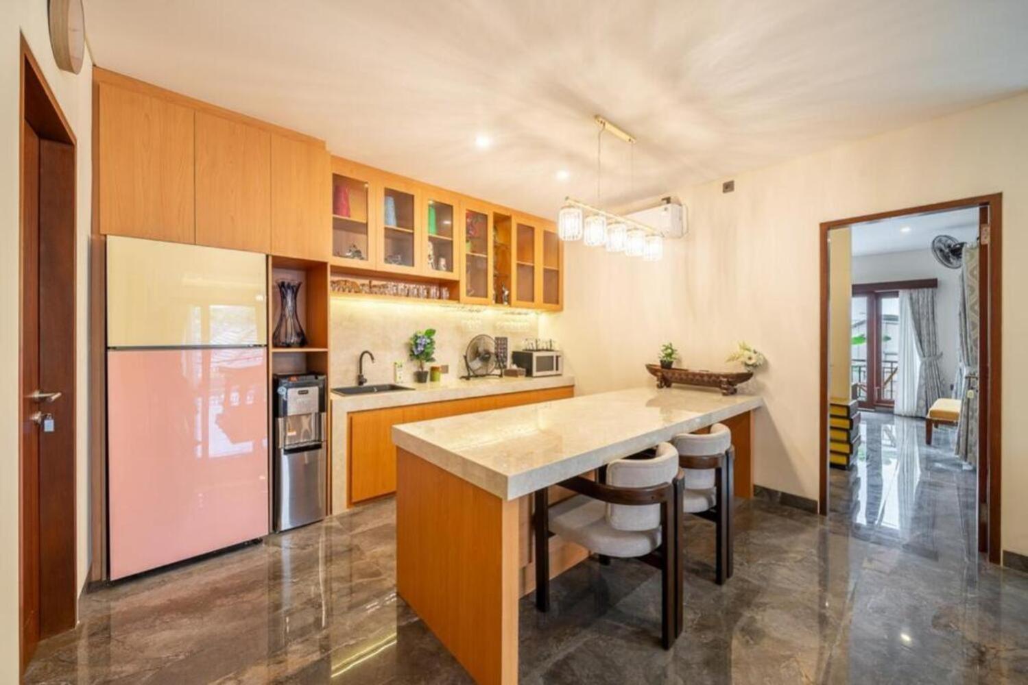 Modern 5BR Luxury Villa with Pool & Rooftop - 100m from Sanur Beach