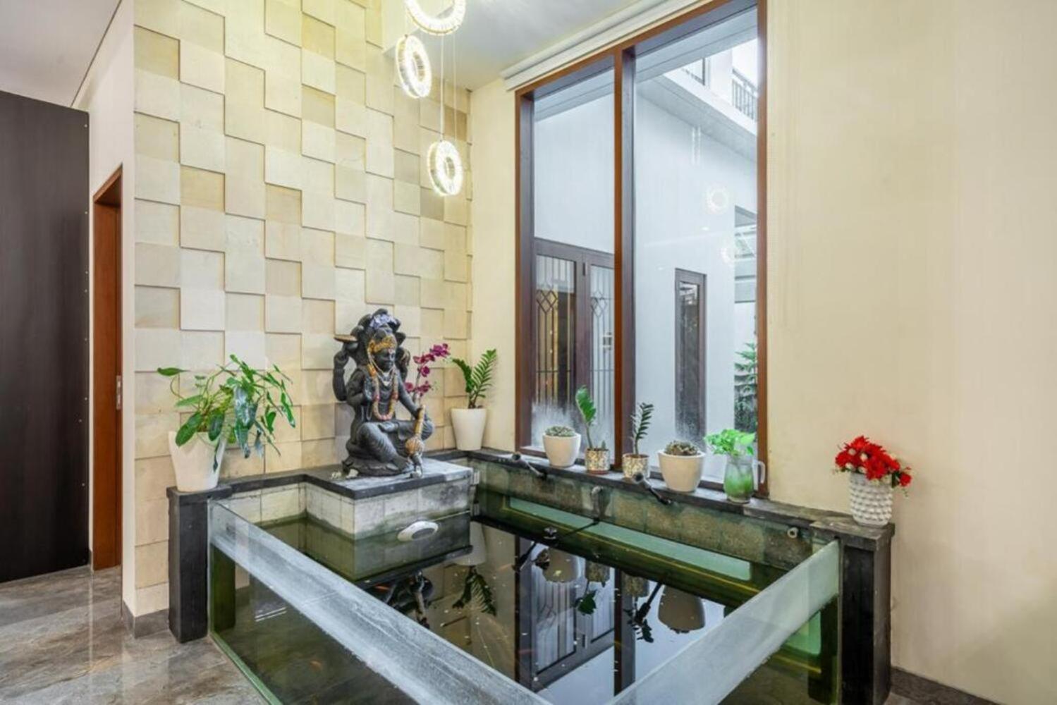 Modern 5BR Luxury Villa with Pool & Rooftop - 100m from Sanur Beach