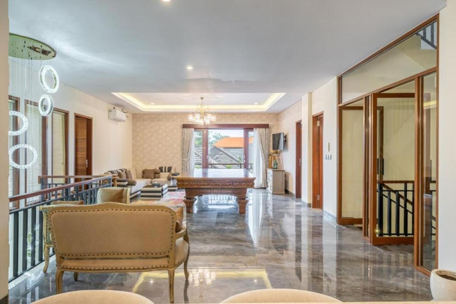 Modern 5BR Luxury Villa with Pool & Rooftop - 100m from Sanur Beach