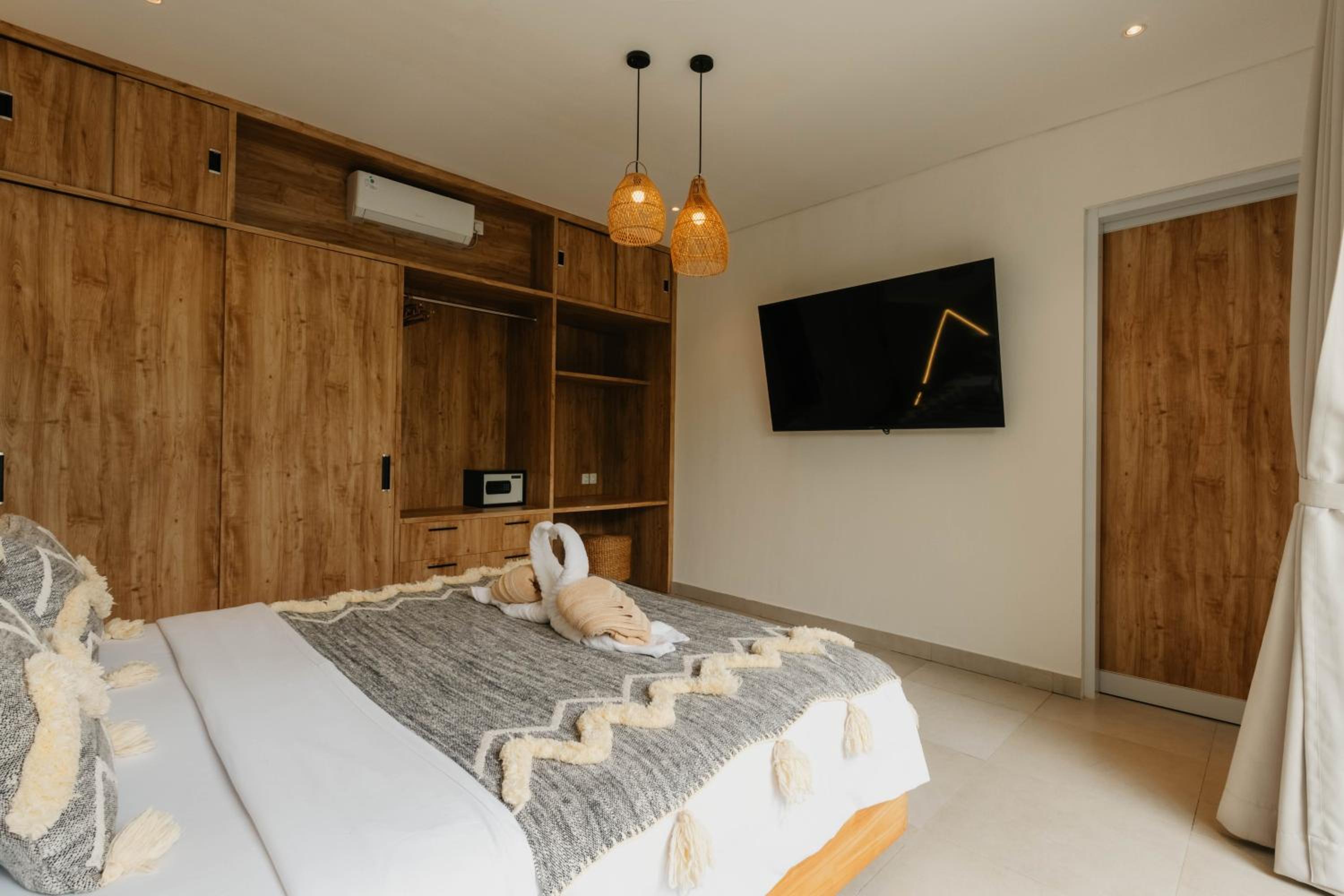 Namera Hidden Moon - 1 BR Brand New Villa