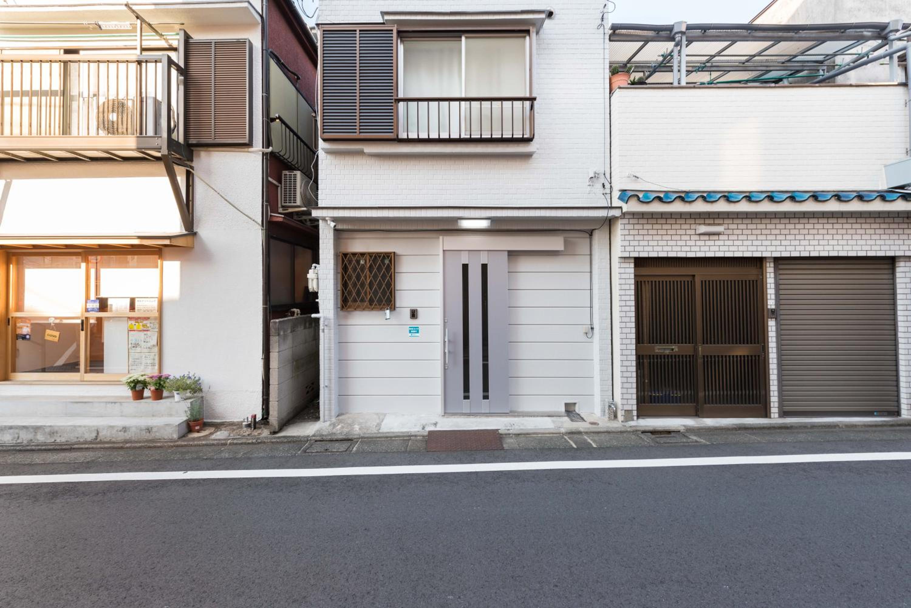 Wakabayashi house