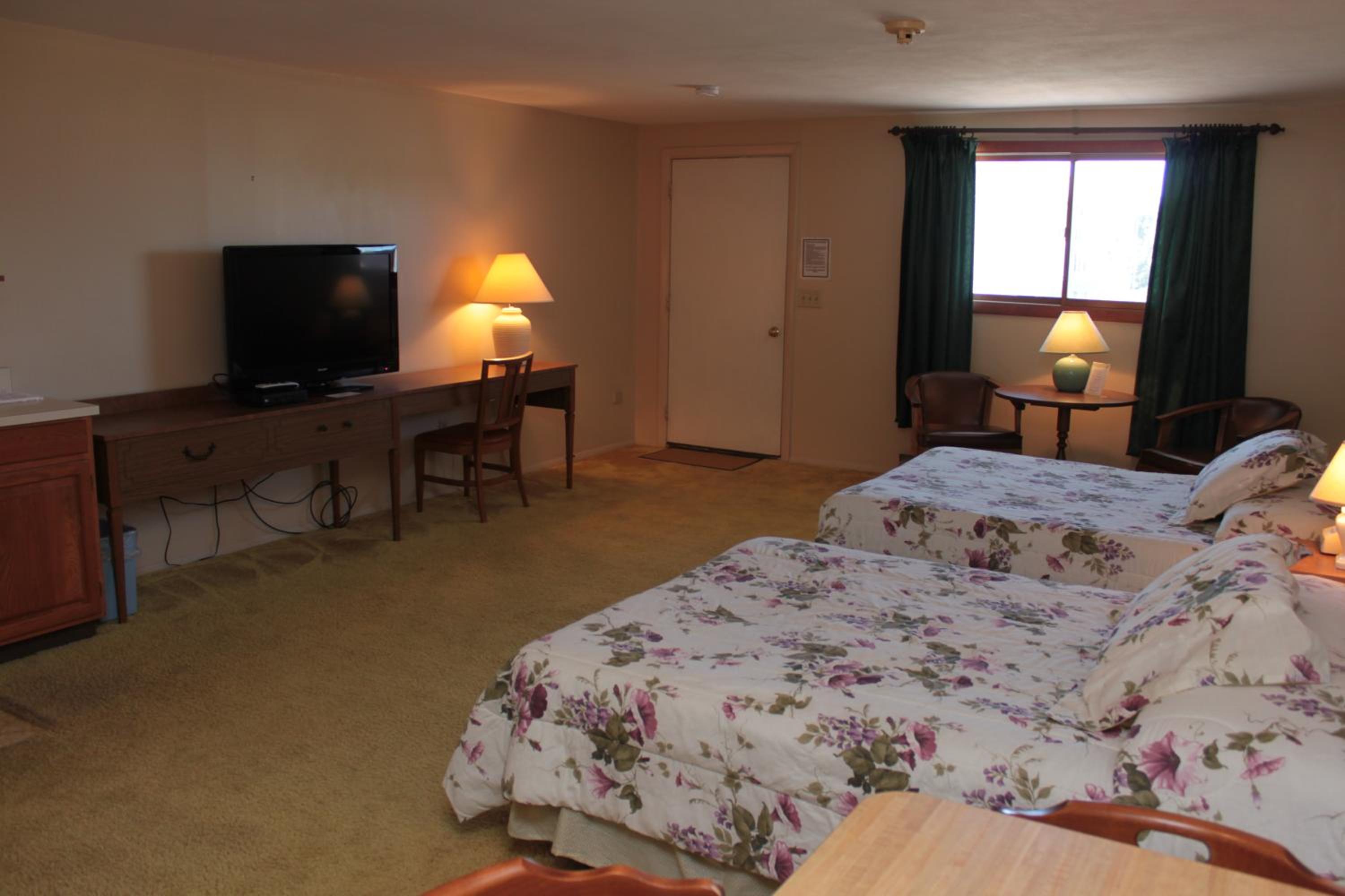 Inn Between the Beaches & Villager, photo 61