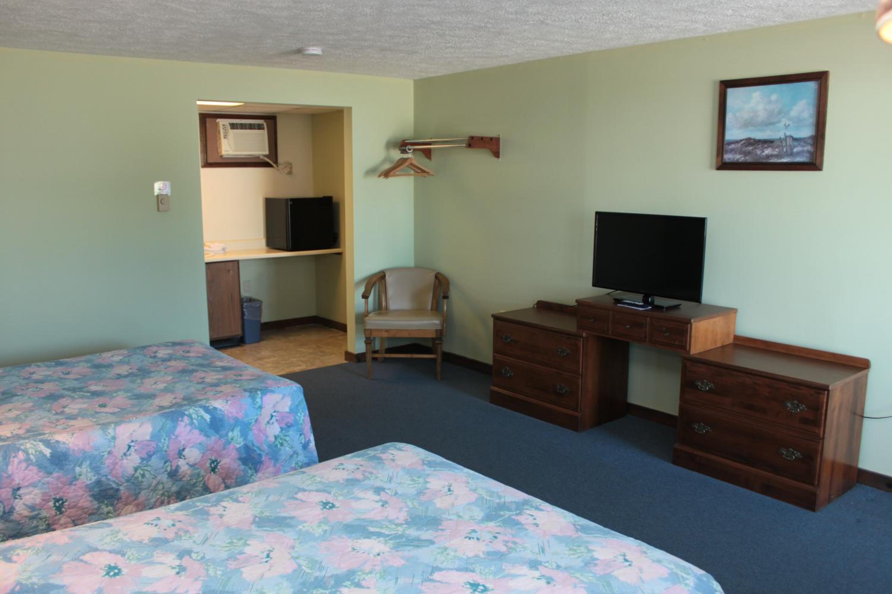 Inn Between the Beaches & Villager, photo 60