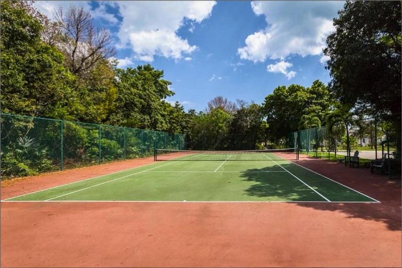 The Blue Inn Family Vacation Rental - Property Image 10