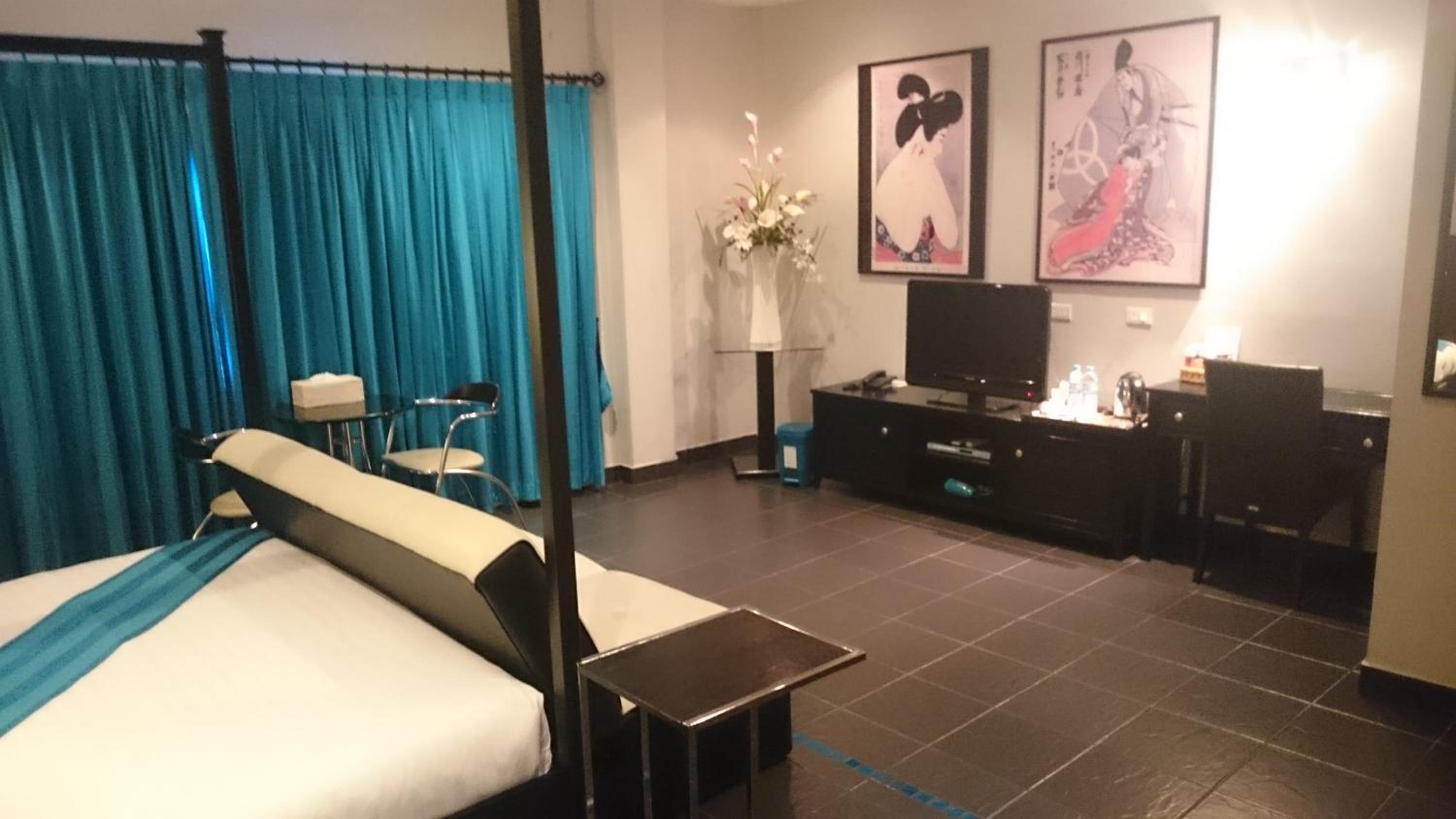 The Venue Residence - SHA Extra Plus