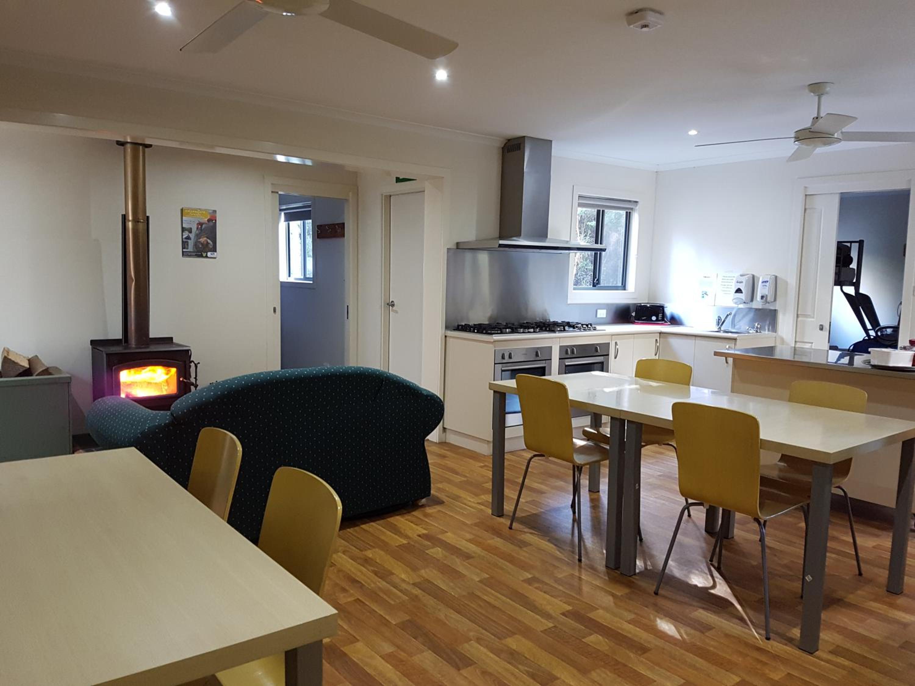 Tahune AirWalk Cabin and Lodge