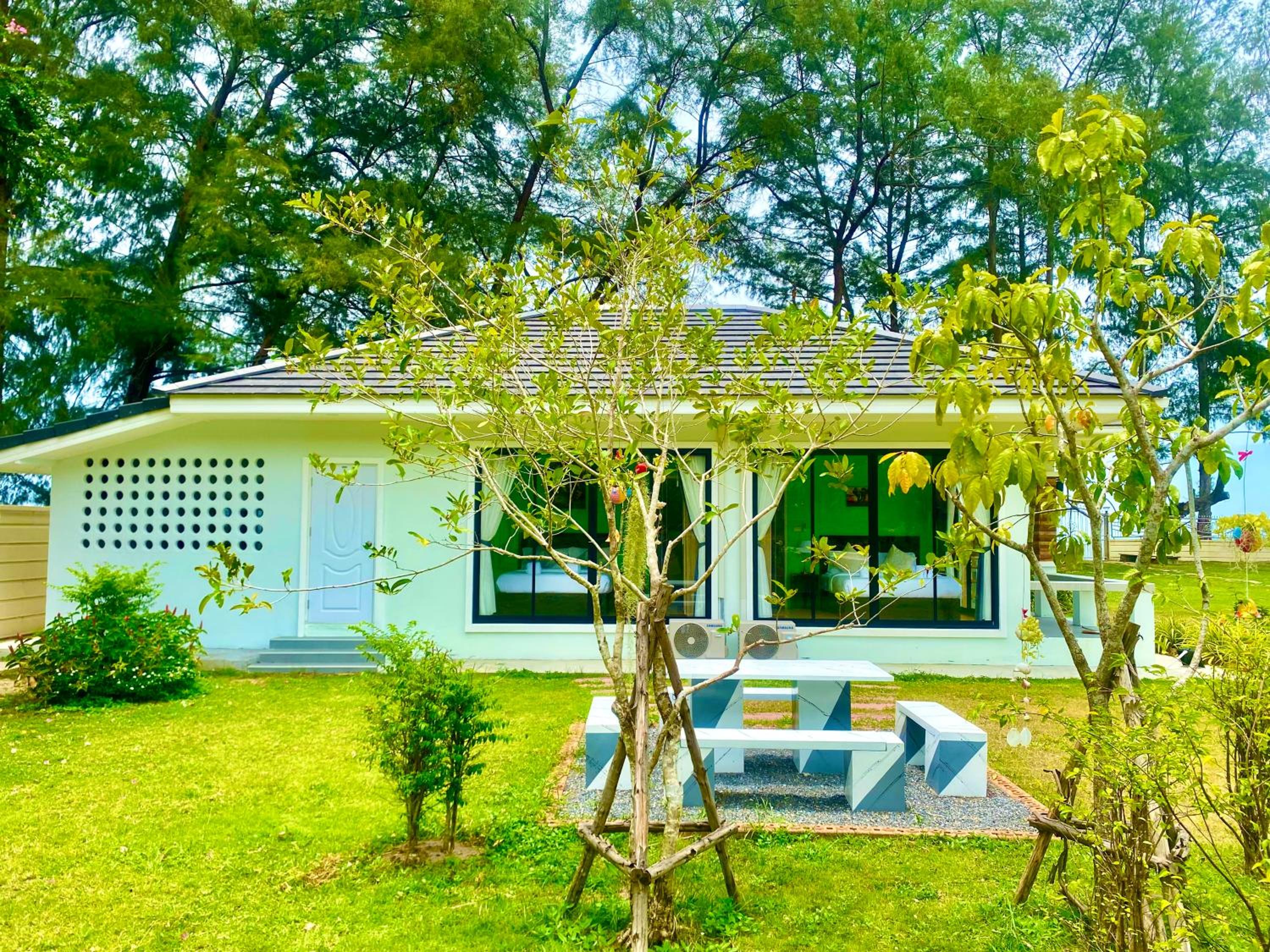 Leelavadee Villa Sea Views