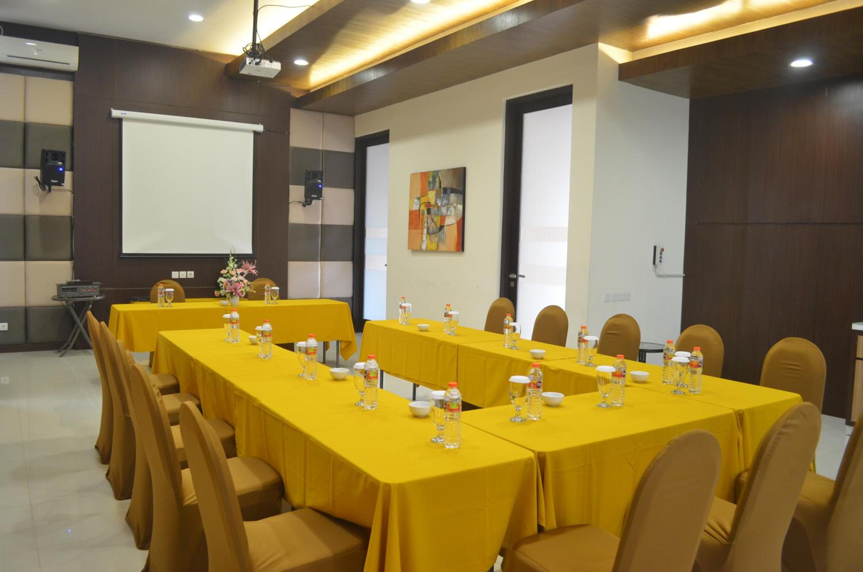 meeting & event spaces