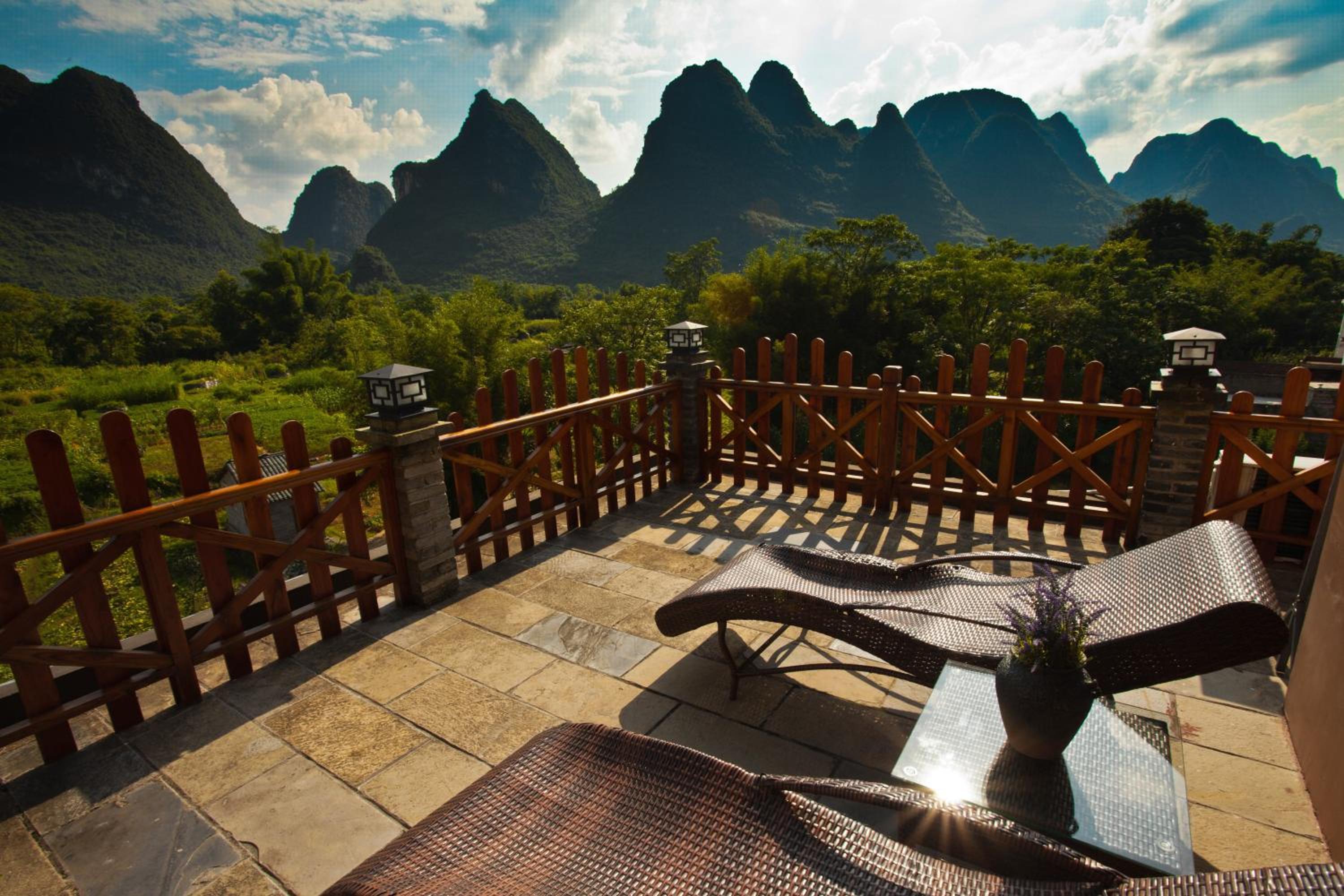 Yangshuo Coco Garden Hotel