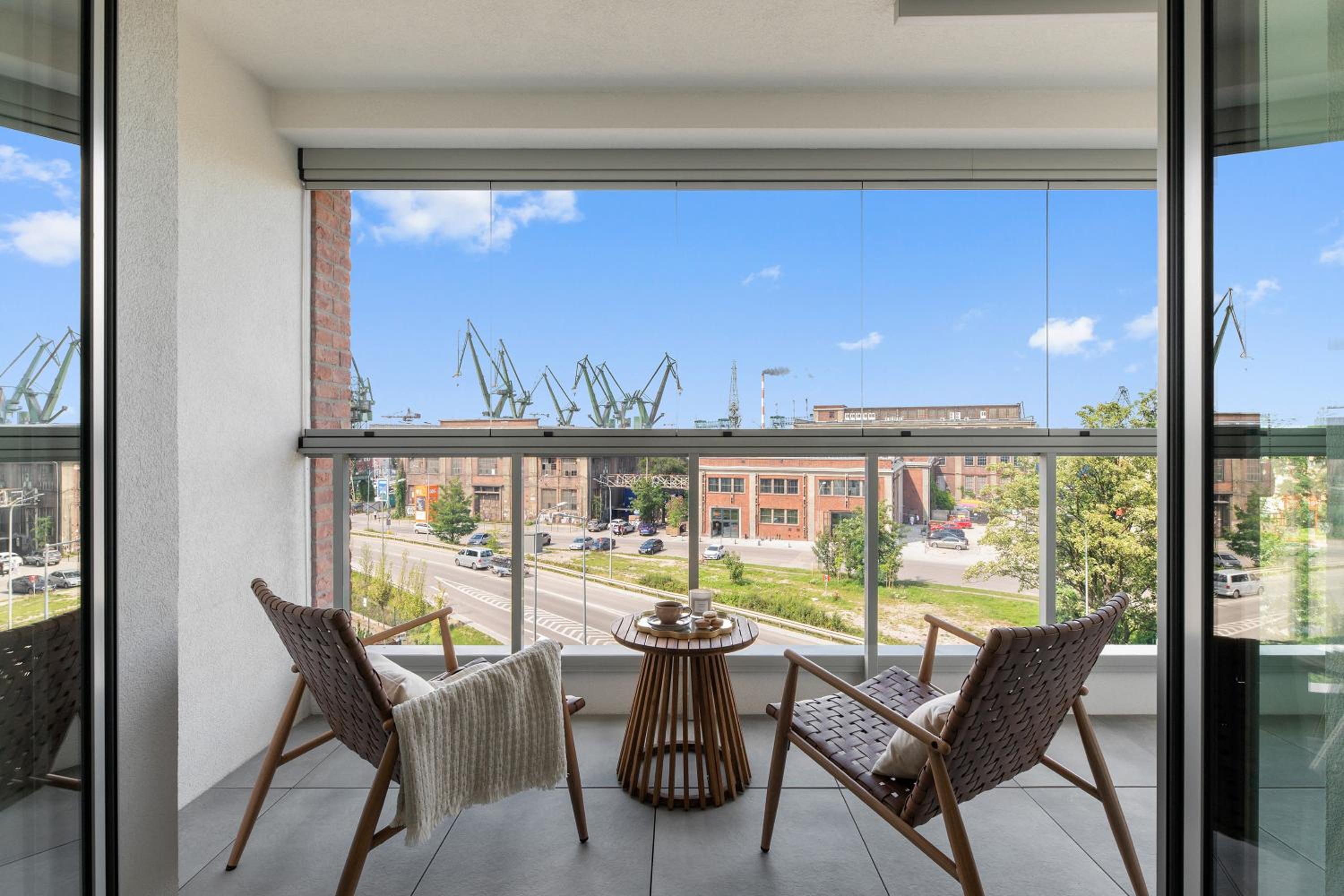 Żurawie - Food Hall, Parking & Stocznia by Downtown Apartments