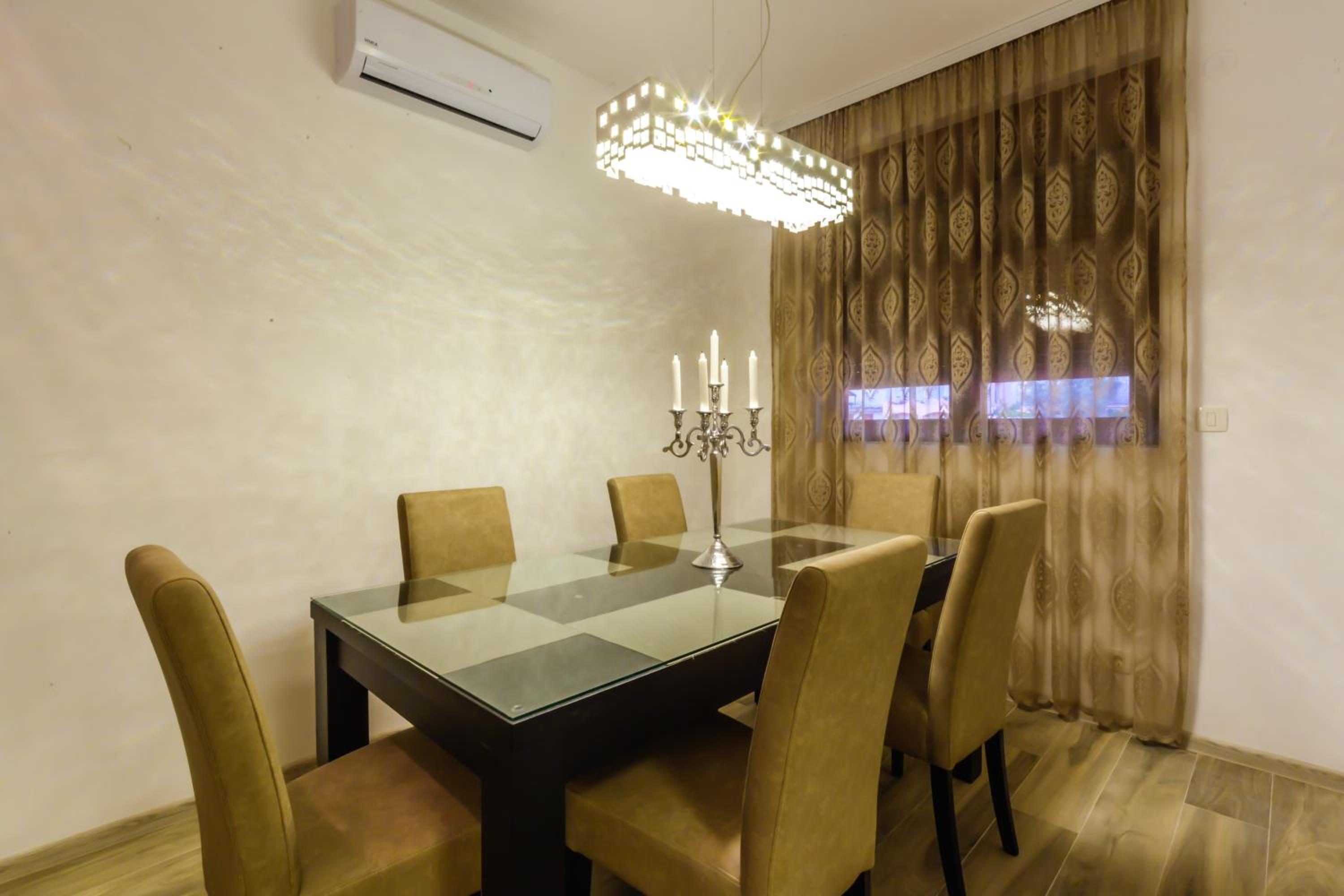 Opium Mar Apartments